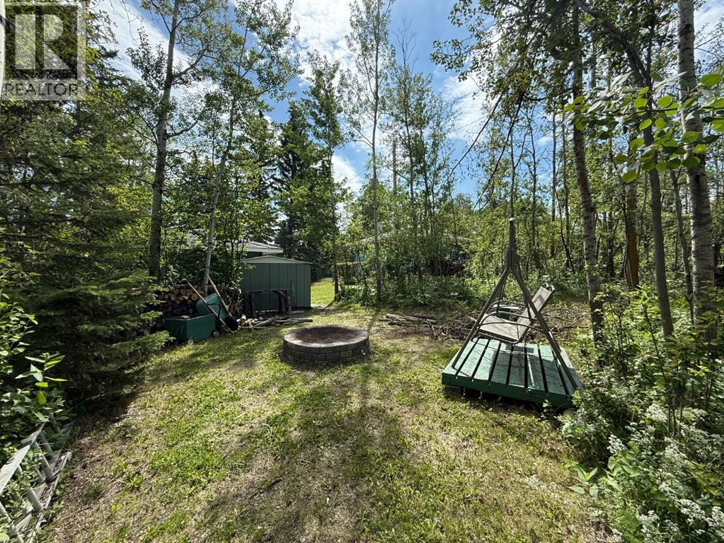 Photo 7 of 4640 49 Street, Sylvan Lake AB