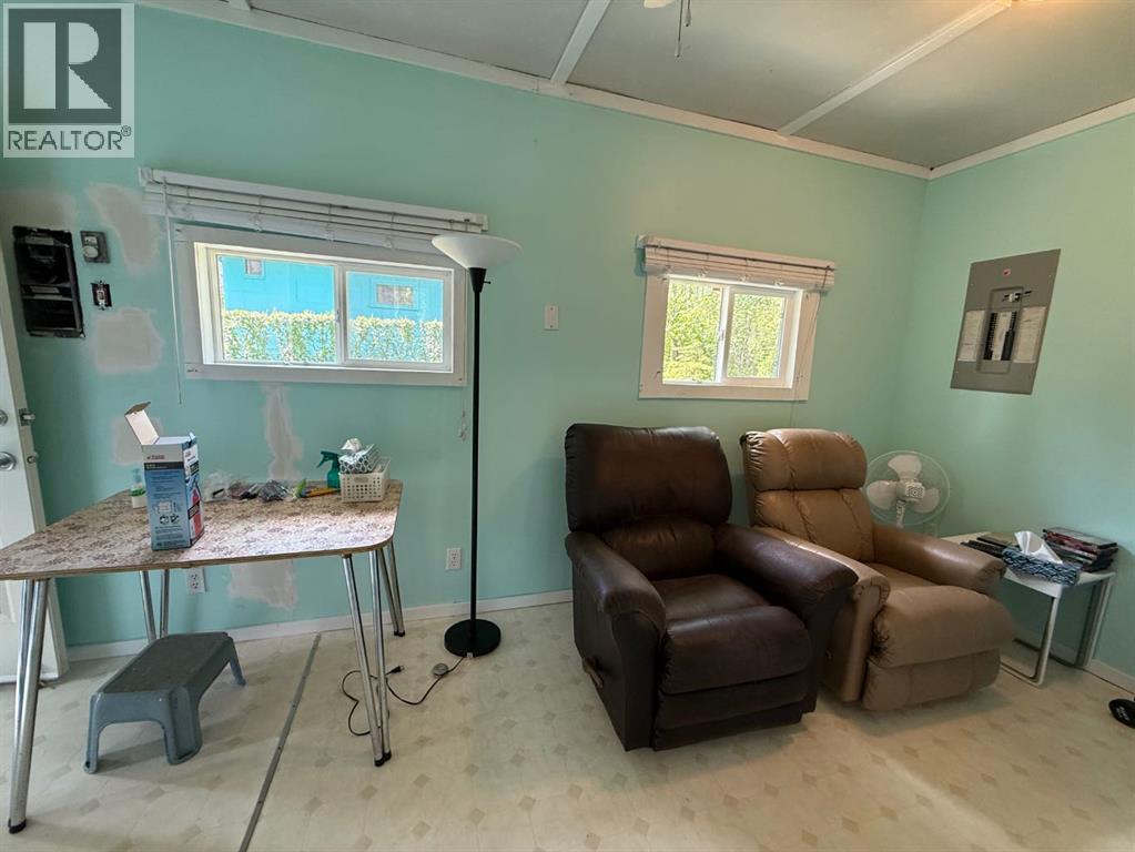 Photo 18 of 4640 49 Street, Sylvan Lake AB