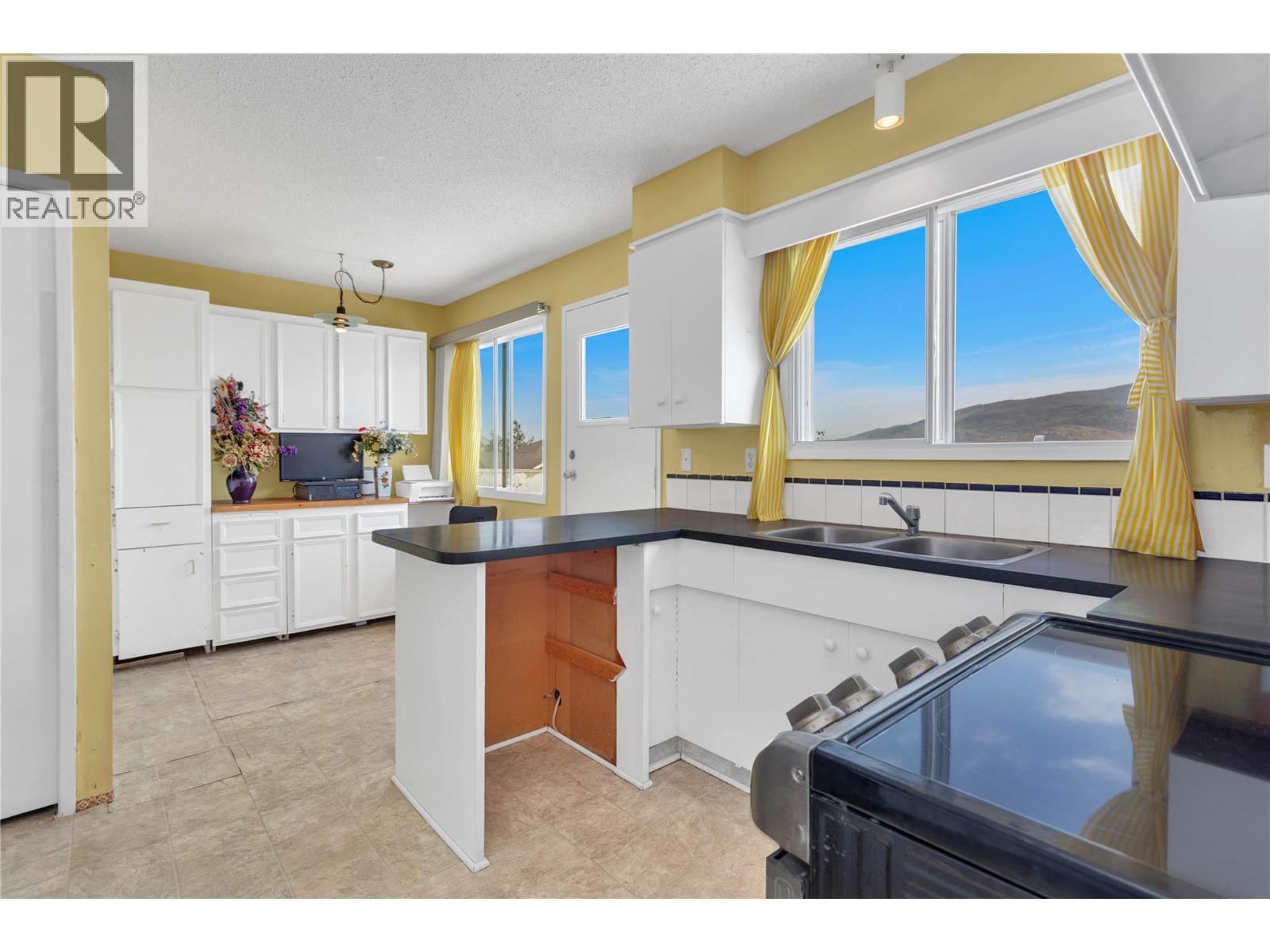 6501 Sherburn Road, Peachland