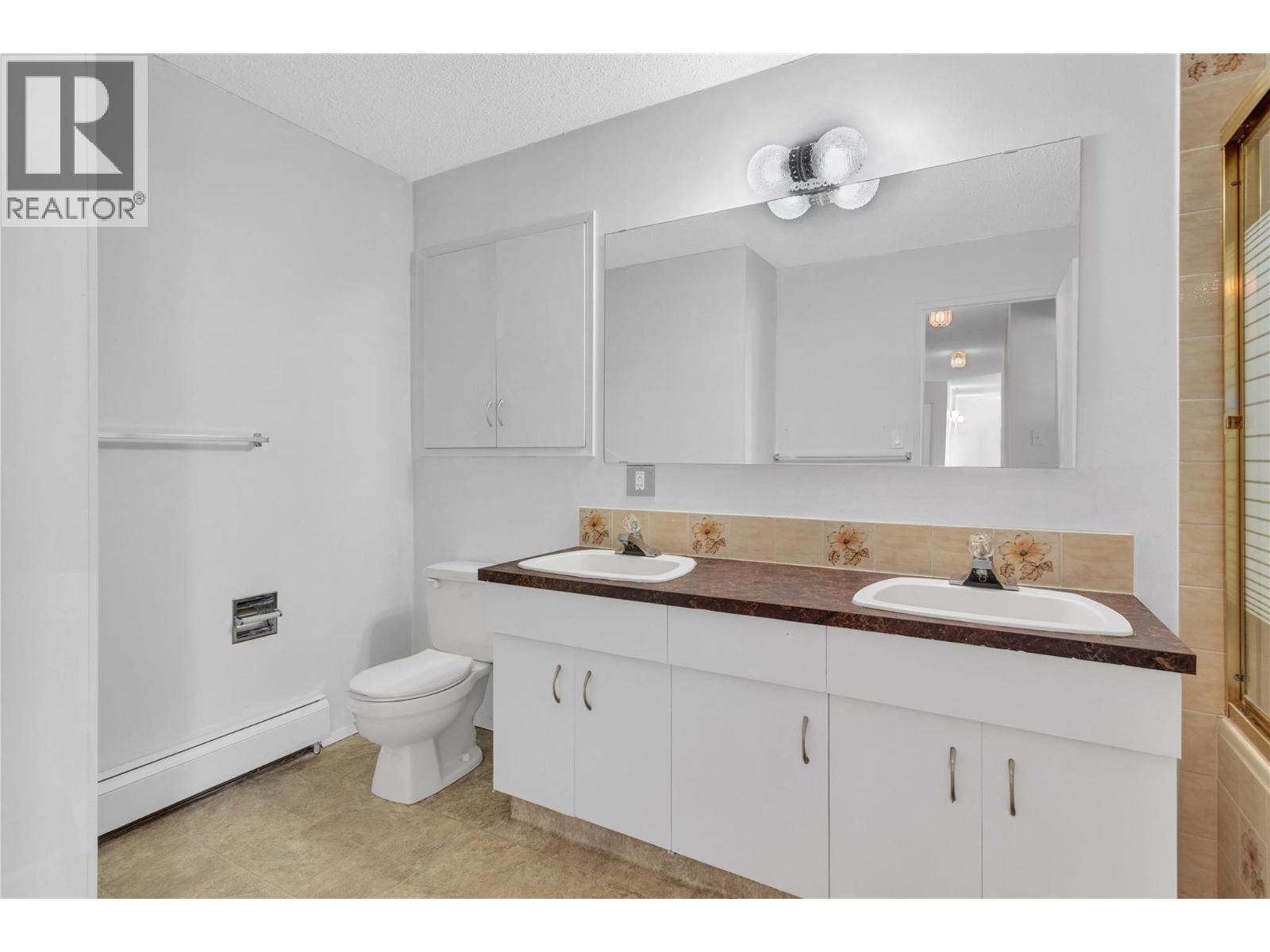 6501 Sherburn Road, Peachland