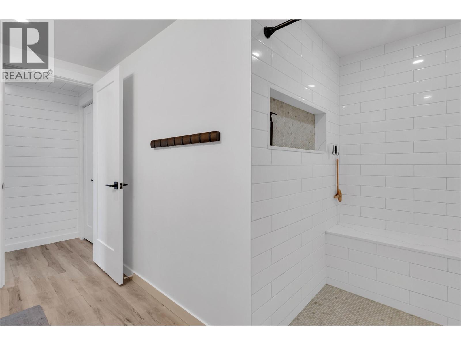 6501 Sherburn Road, Peachland