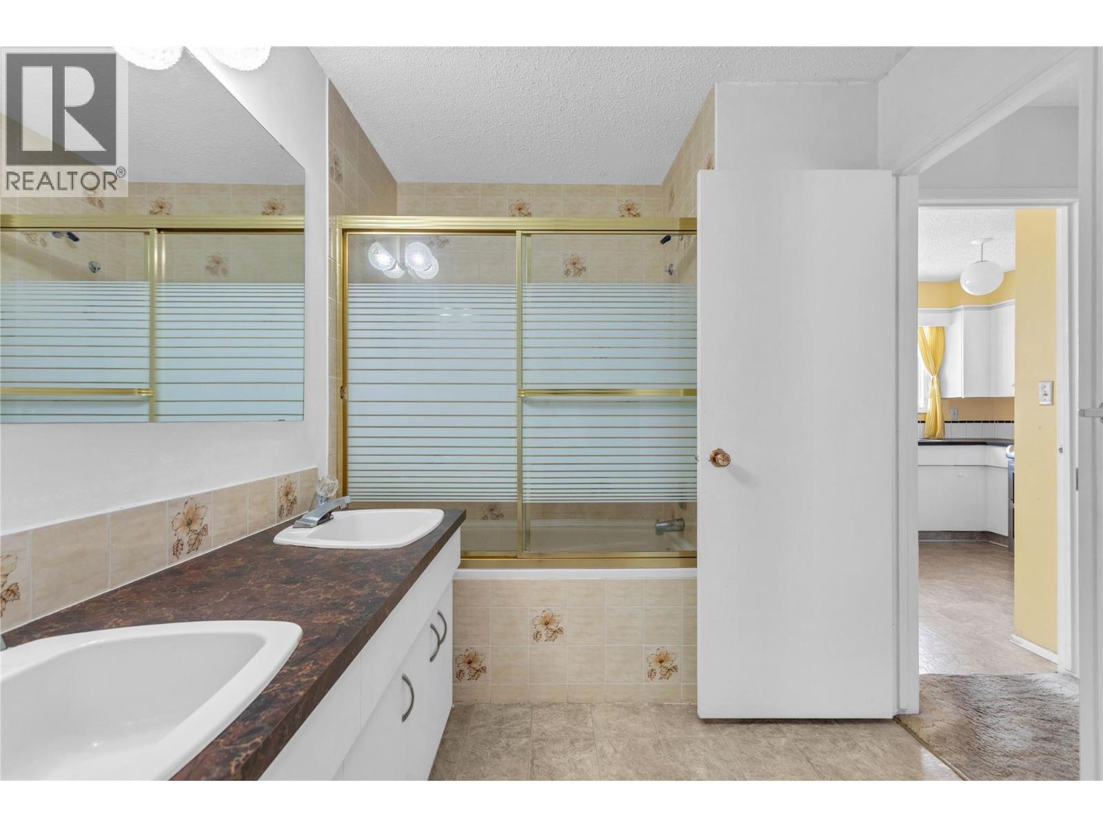 6501 Sherburn Road, Peachland