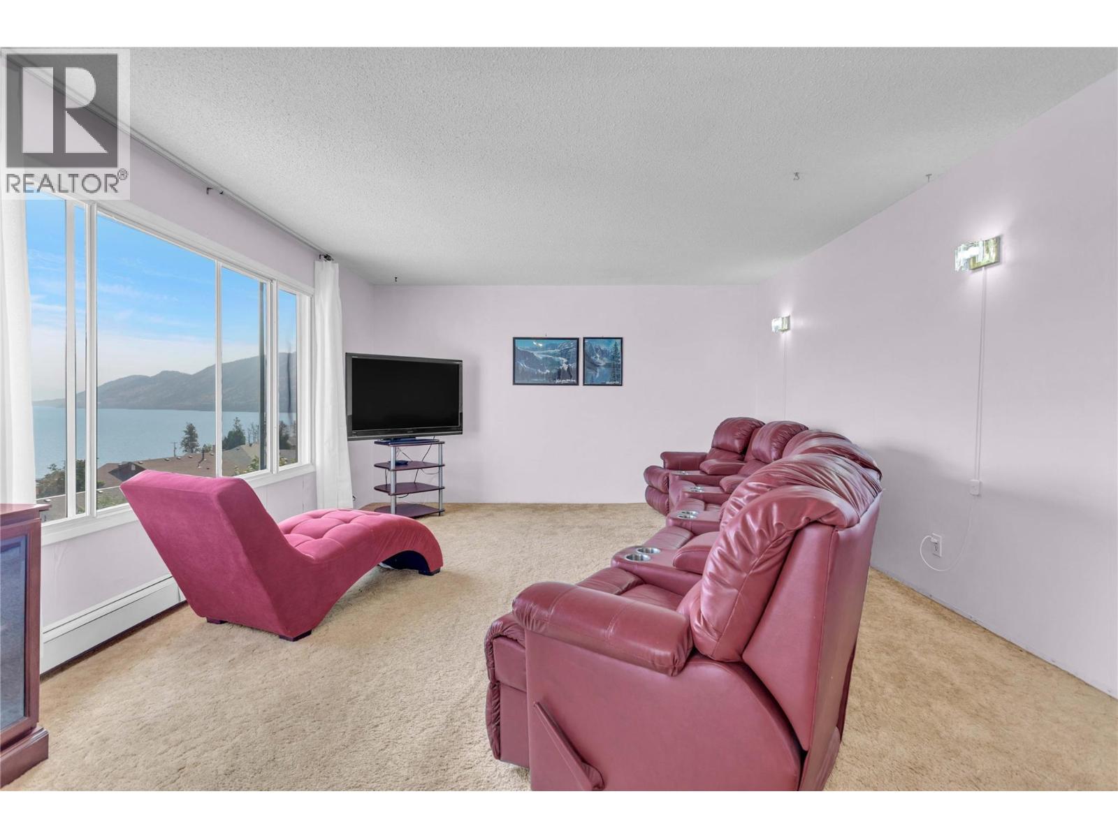6501 Sherburn Road, Peachland