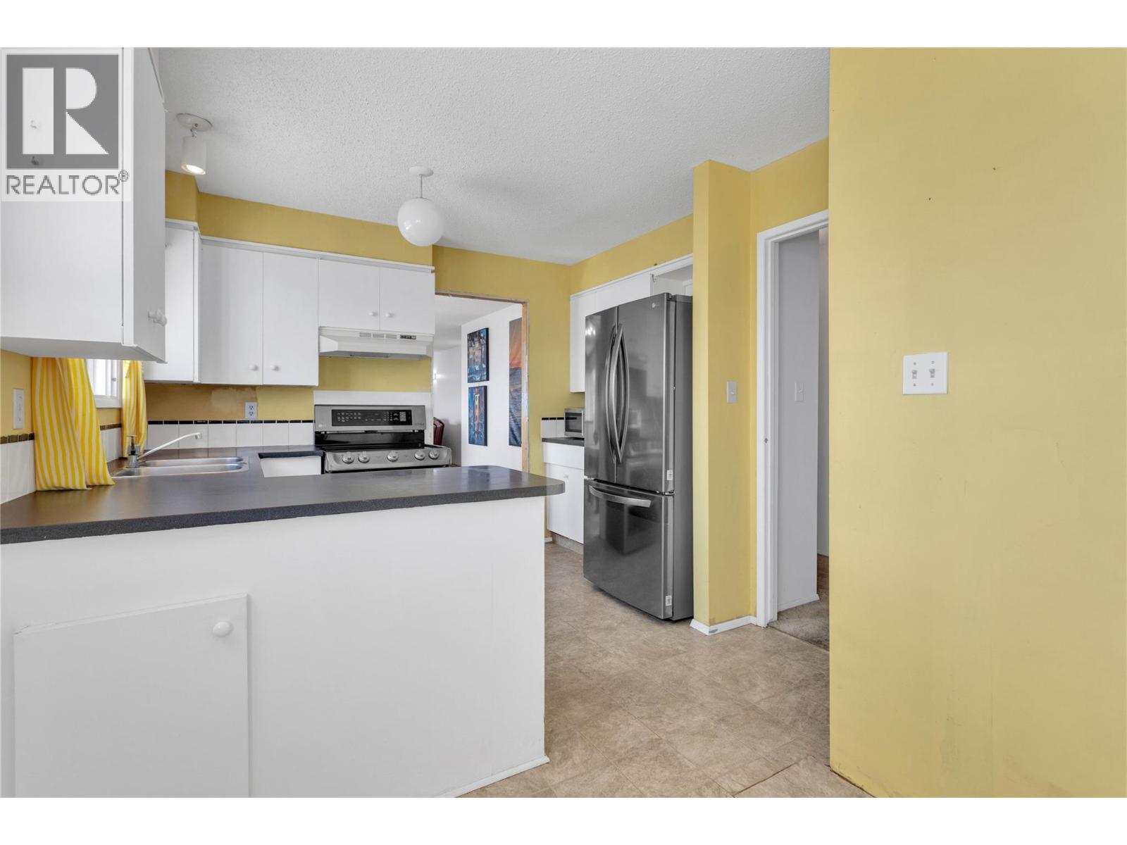 6501 Sherburn Road, Peachland
