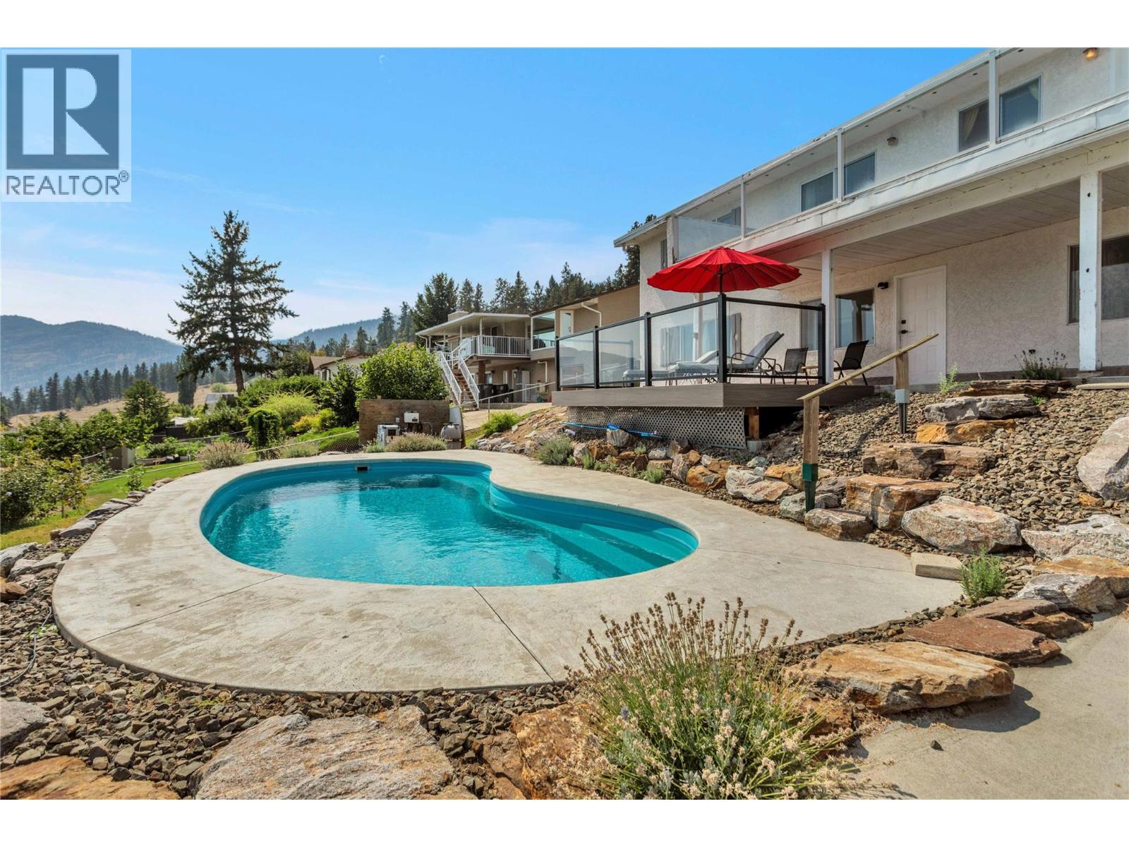 6501 Sherburn Road, Peachland