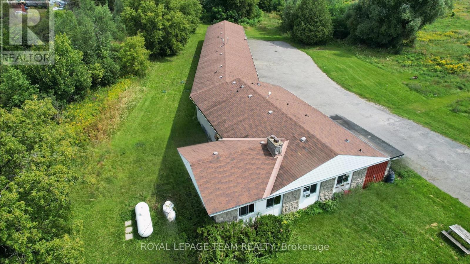 Photo 8 of 6637 Bank Street, Ottawa ON