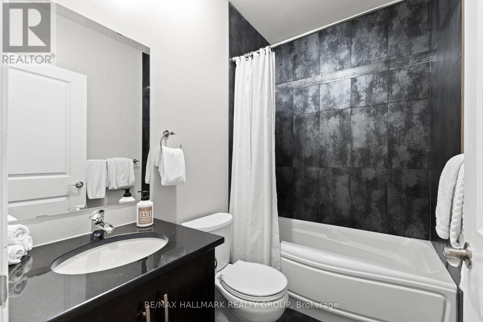 Photo 25 of 206 500 Claridge Drive, Ottawa ON