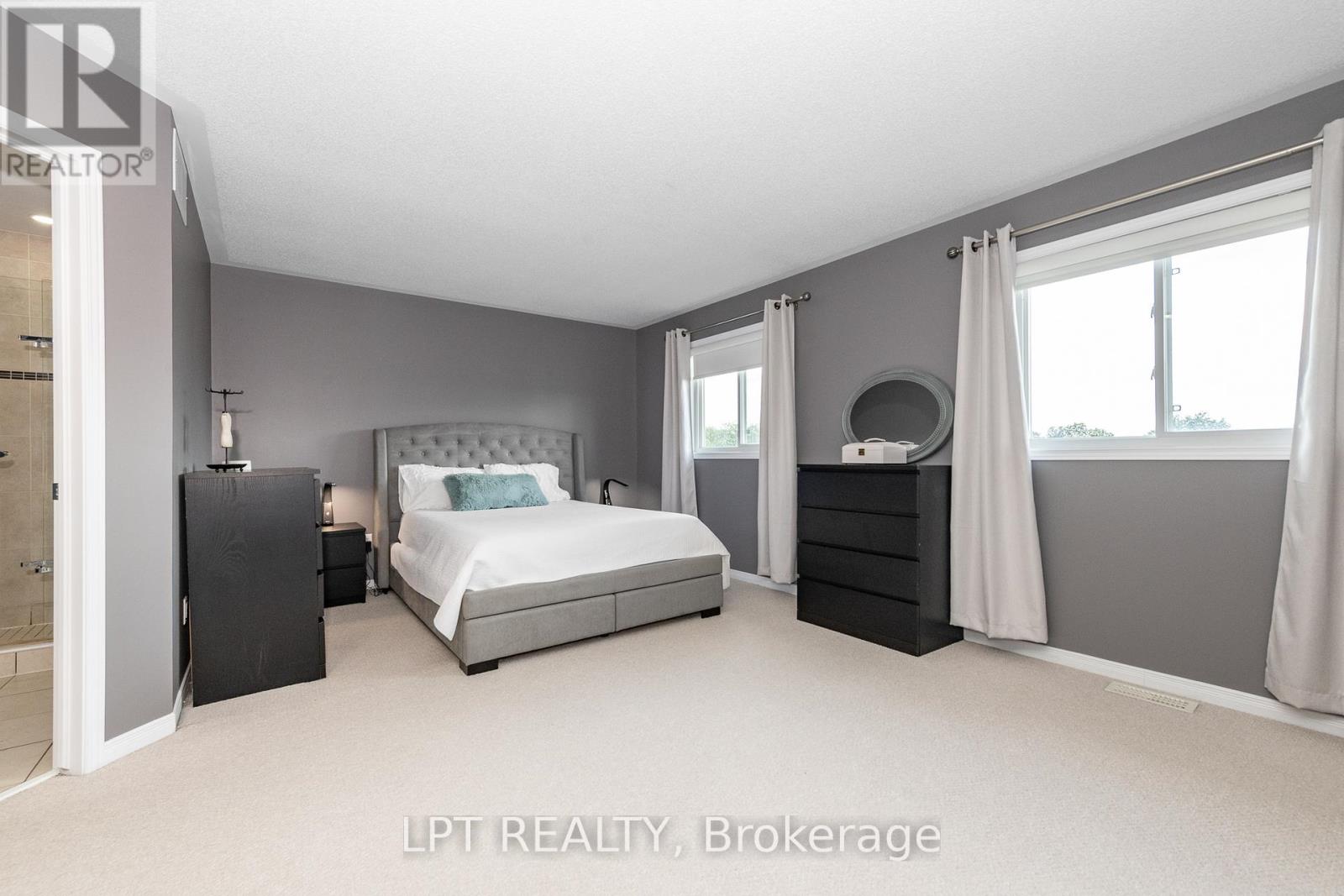 Photo 11 of 950 Torovin Private, Ottawa ON