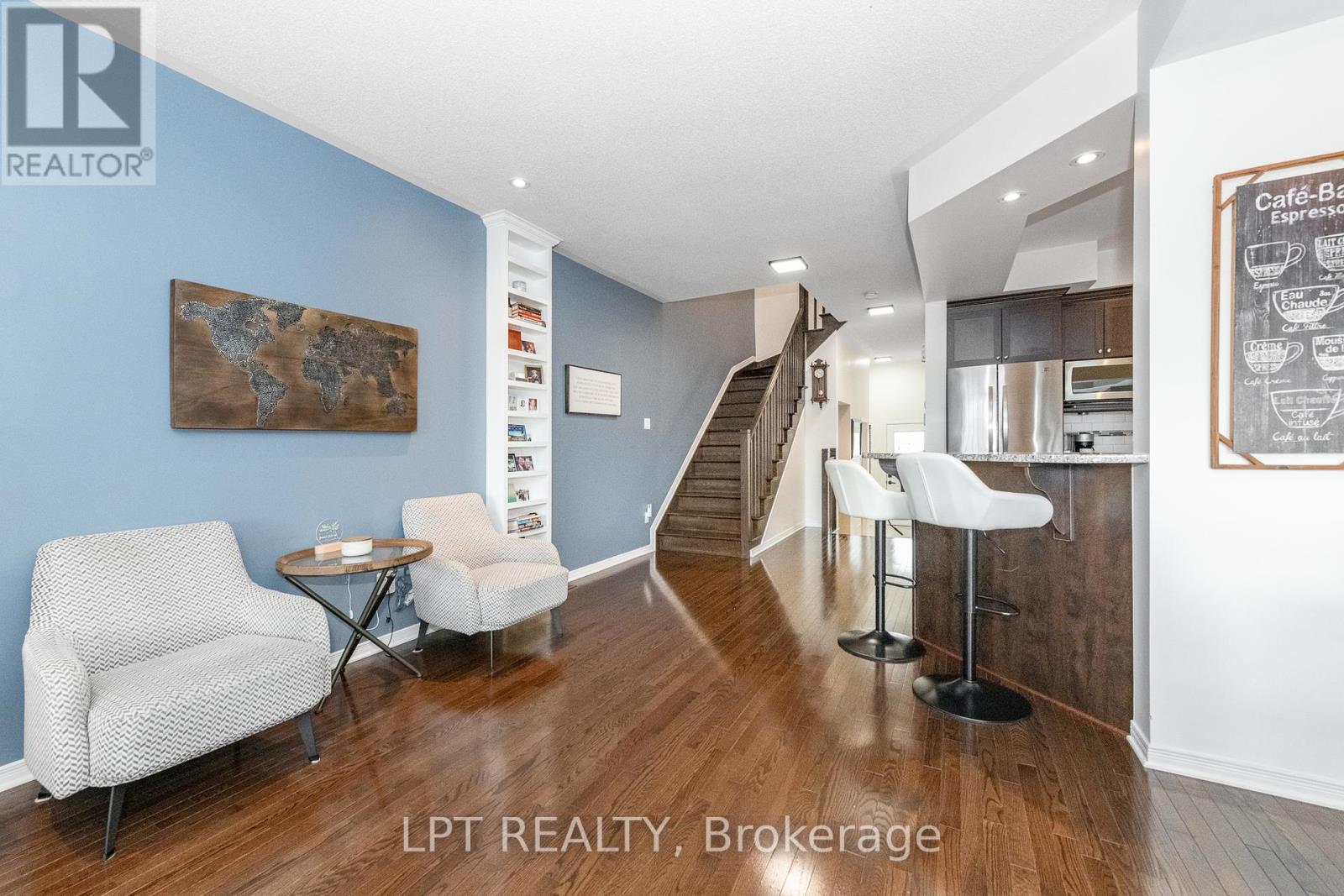 Photo 9 of 950 Torovin Private, Ottawa ON