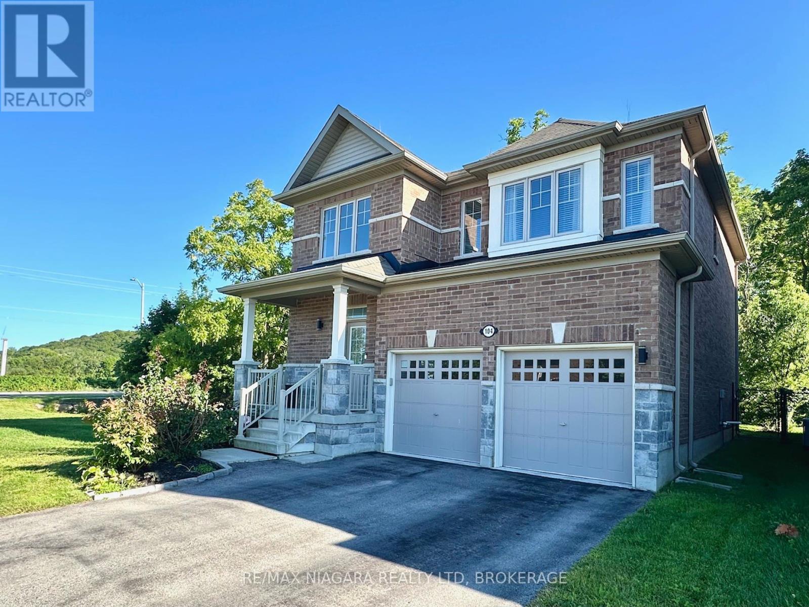 Photo 1 of 104 Cannery Drive, Niagaraonthelake ON