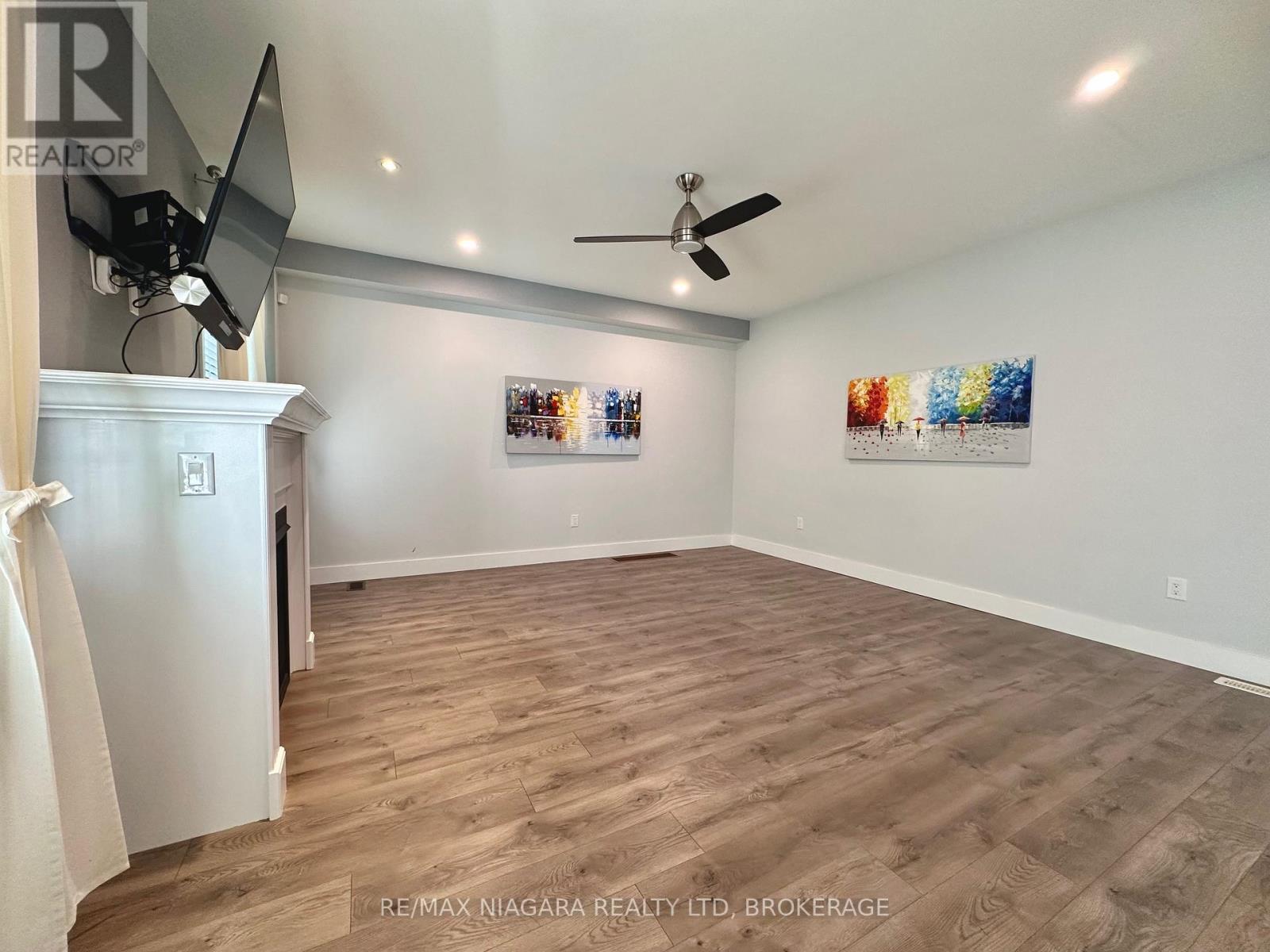 Photo 5 of 104 Cannery Drive, Niagaraonthelake ON