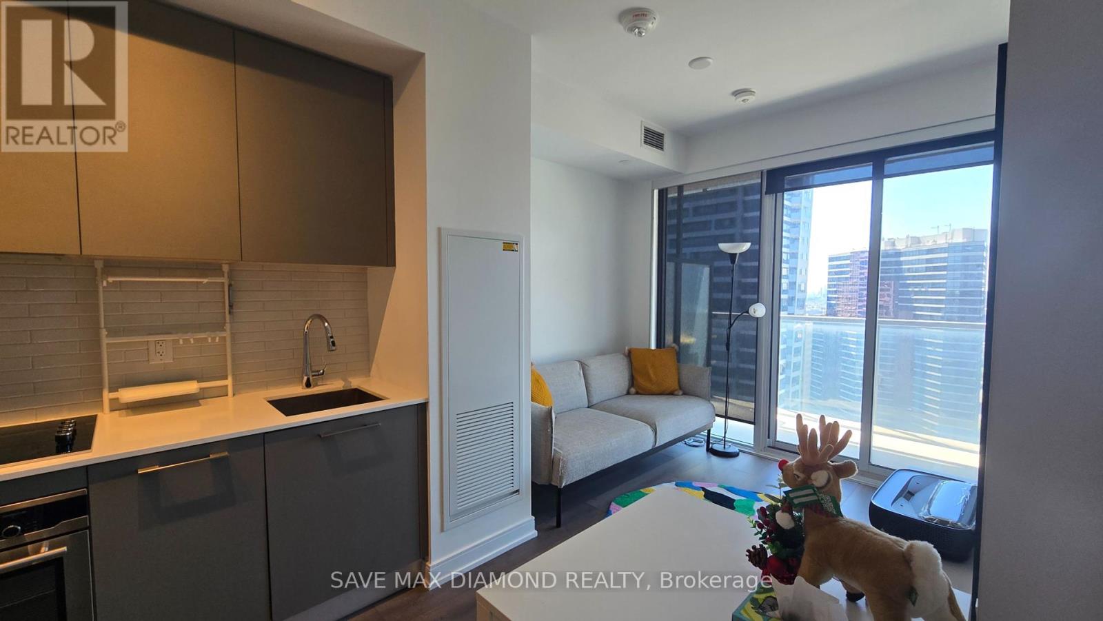 Photo 13 of 3112 3 Gloucester Street, Toronto ON