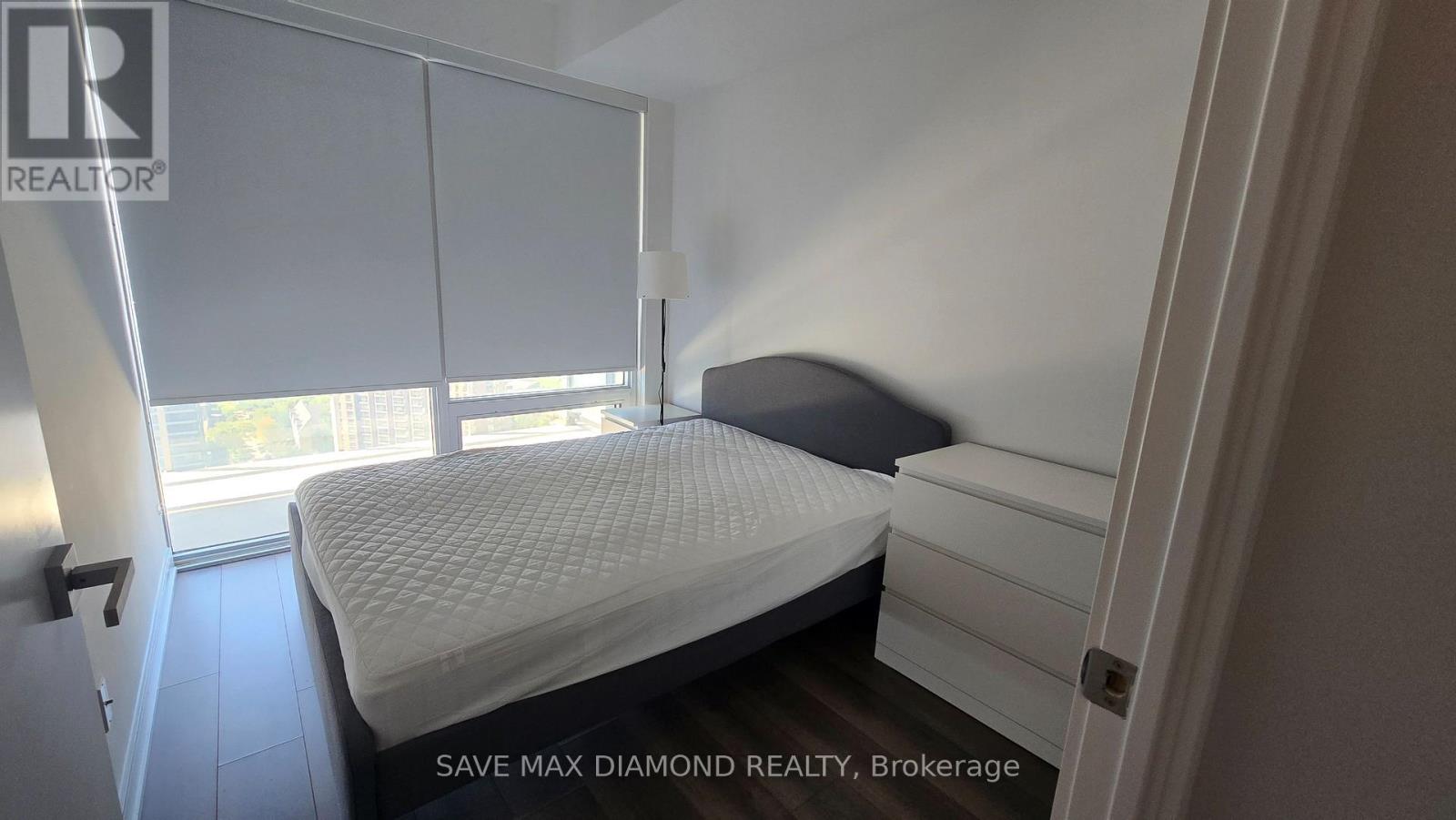 Photo 18 of 3112 3 Gloucester Street, Toronto ON