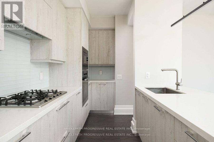 Photo 16 of 407 3 Southvale Drive, Toronto ON