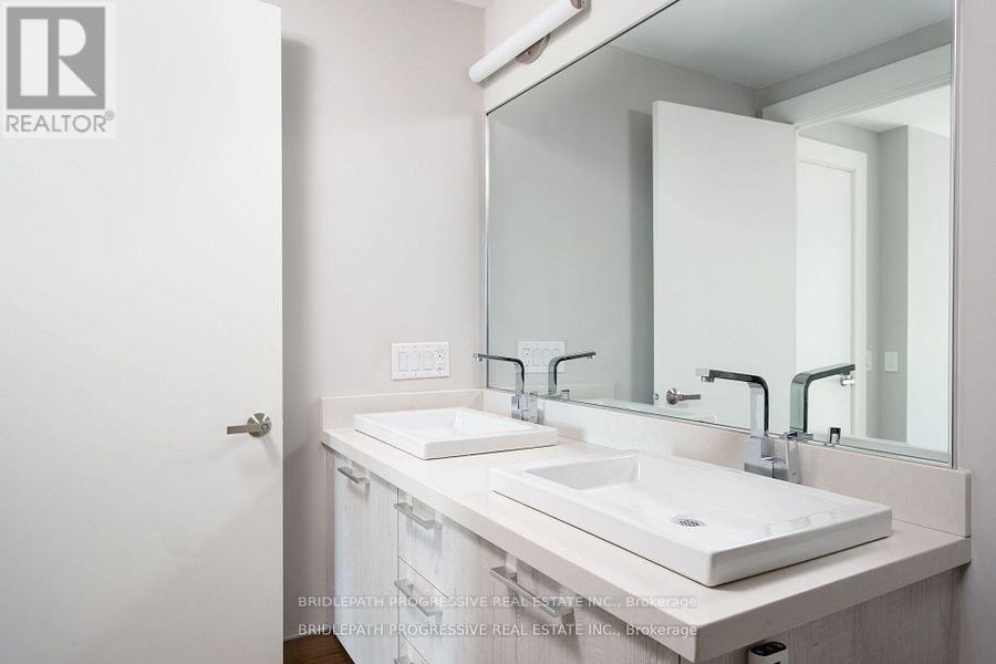 Photo 25 of 407 3 Southvale Drive, Toronto ON