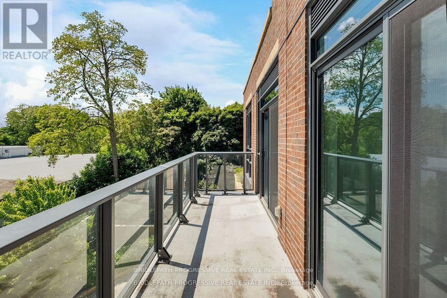 Photo 30 of 407 3 Southvale Drive, Toronto ON