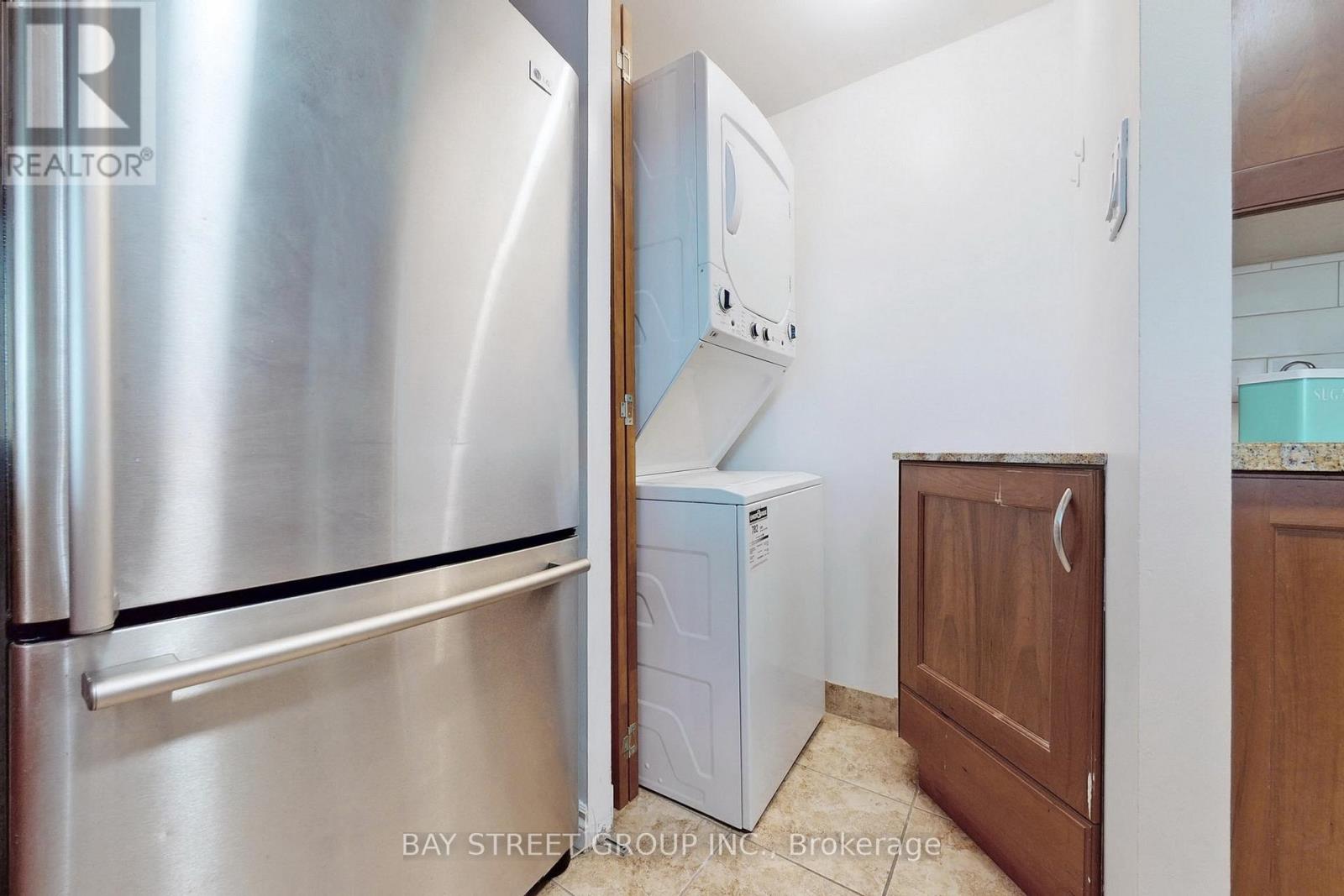Photo 36 of 601 633 Bay Street, Toronto ON