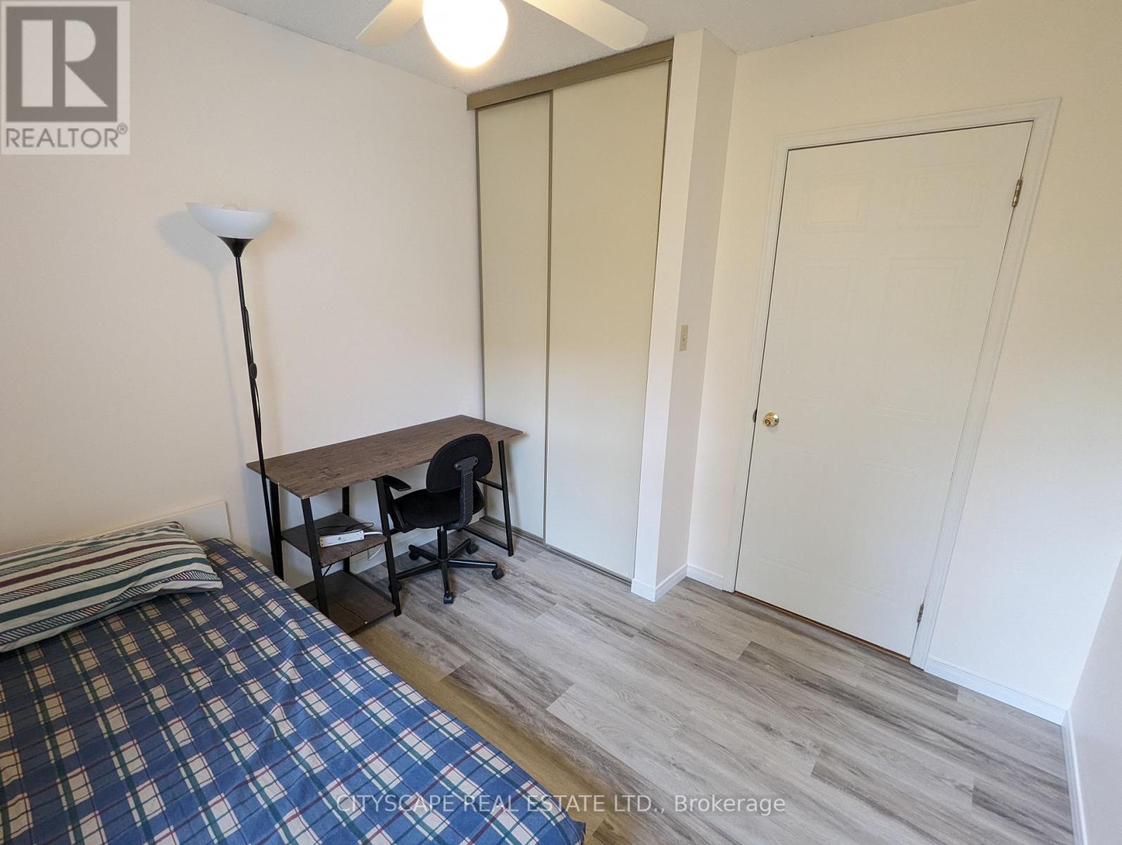 Photo 19 of 17 250 Keats Way, Waterloo ON