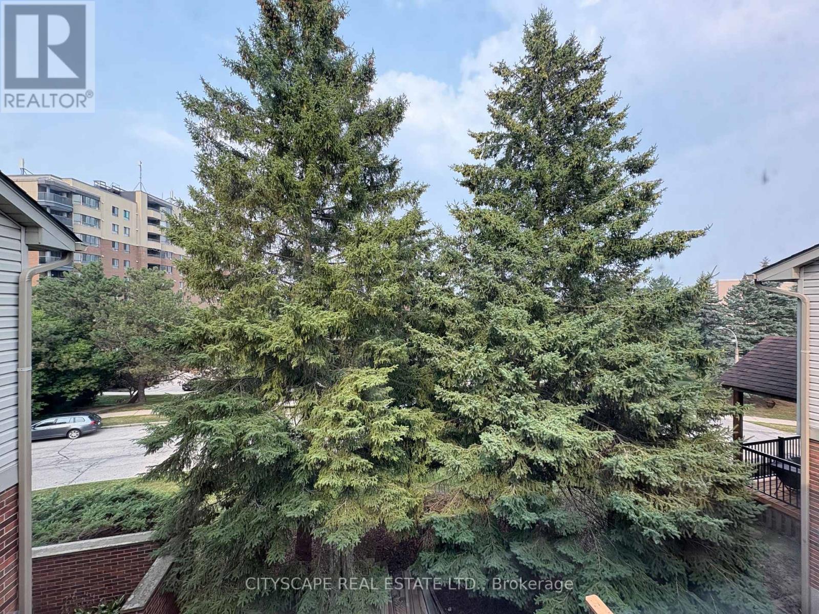 Photo 36 of 17 250 Keats Way, Waterloo ON