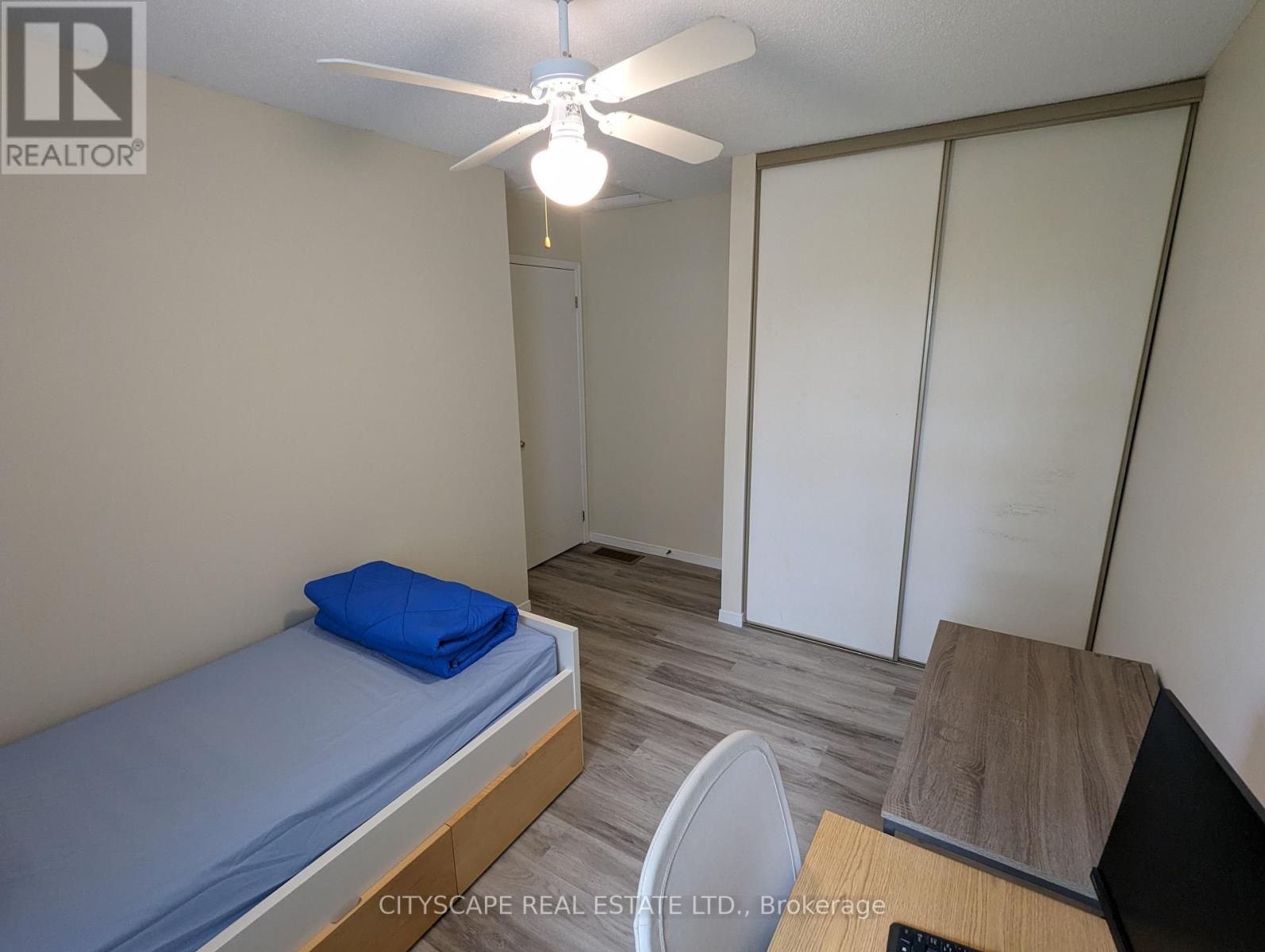 Photo 17 of 17 250 Keats Way, Waterloo ON