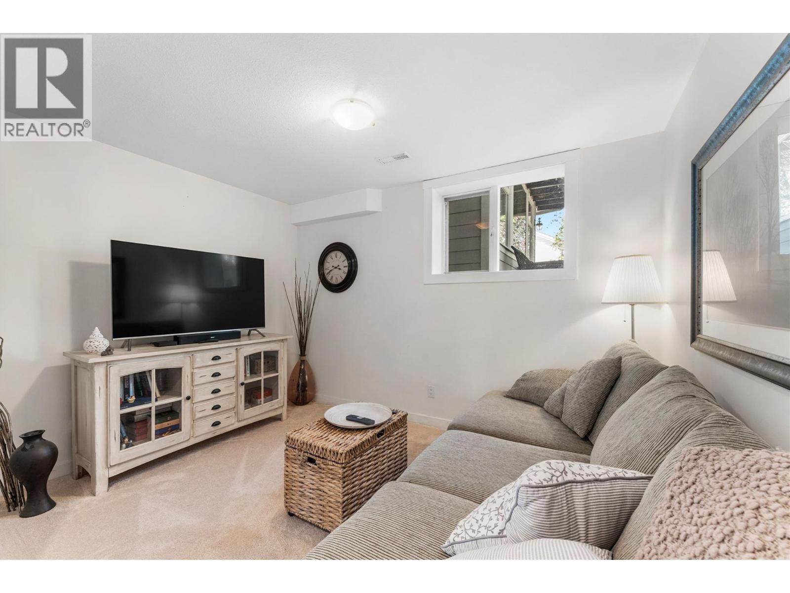  1312 Menu Road, West Kelowna