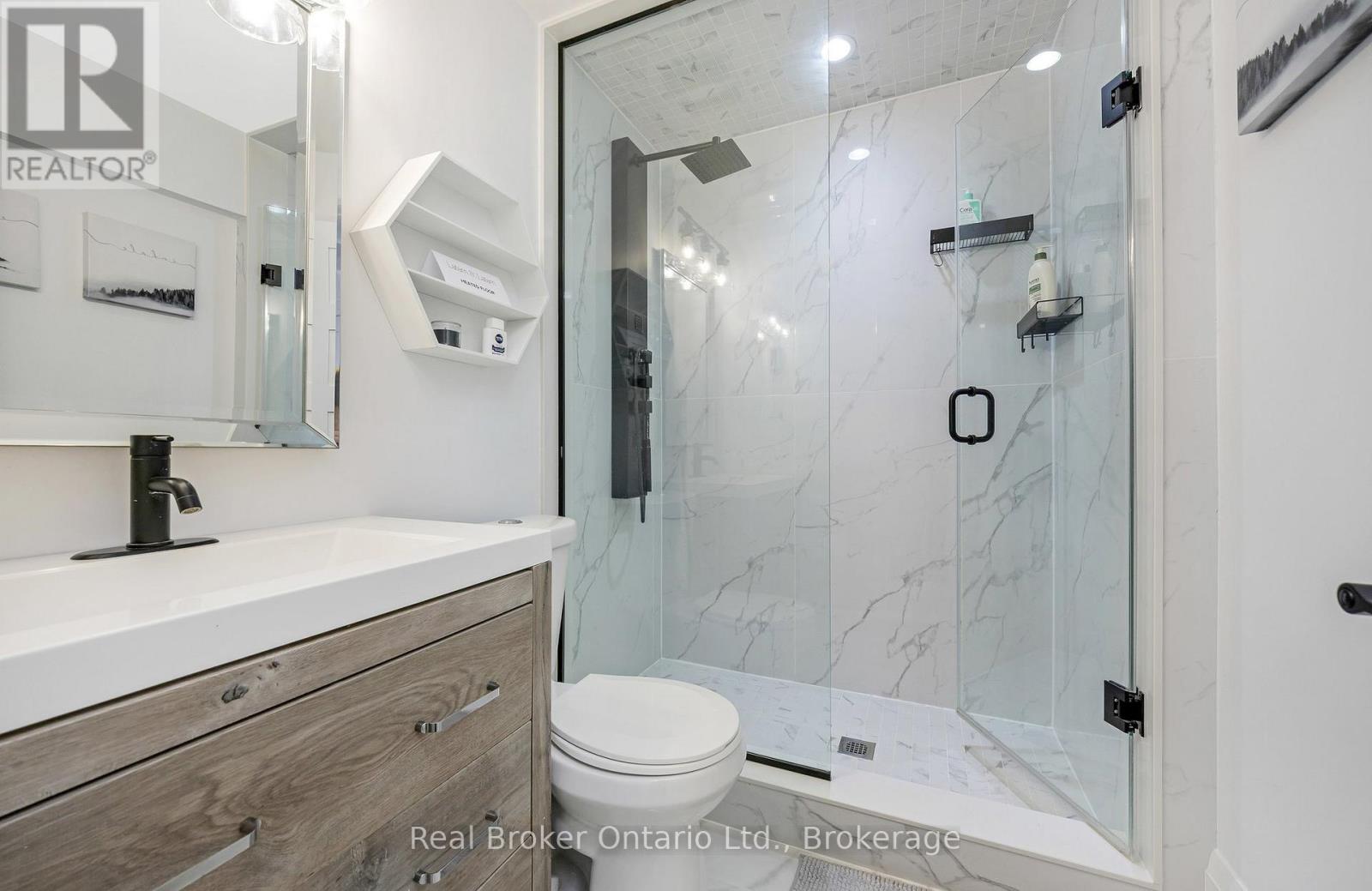 Photo 12 of 5938 Trafalgar Road, Erin ON