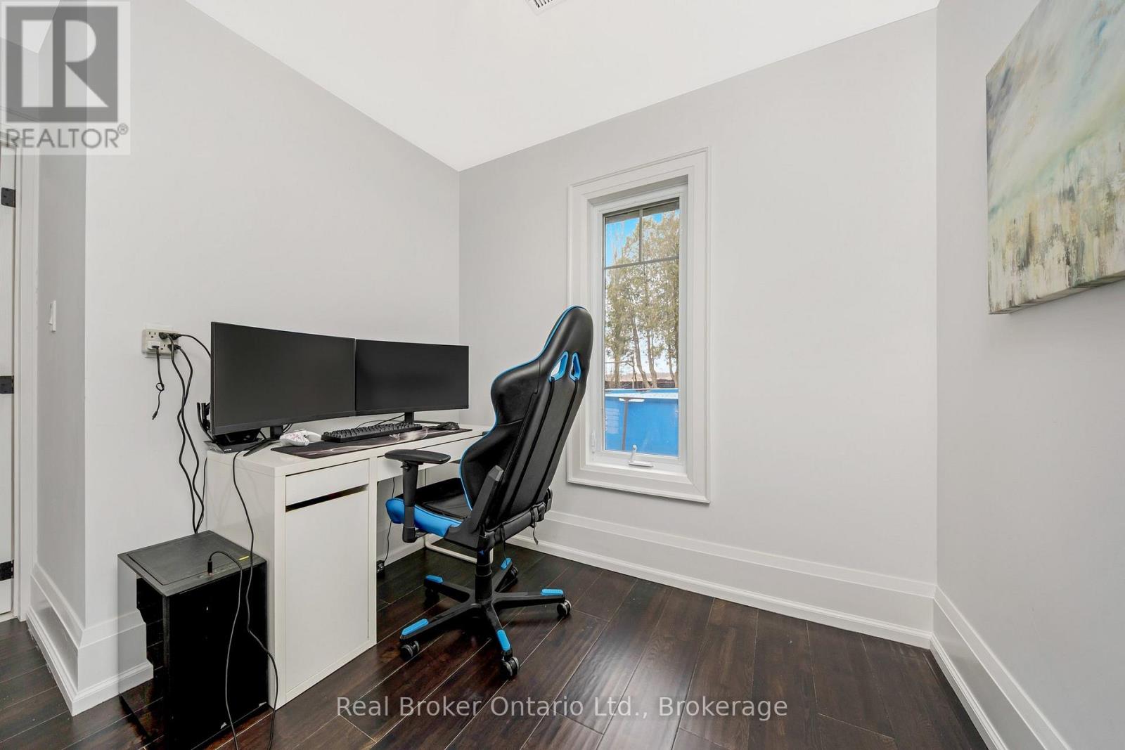 Photo 13 of 5938 Trafalgar Road, Erin ON