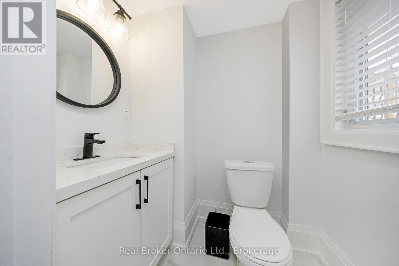 Photo 8 of 5938 Trafalgar Road, Erin ON