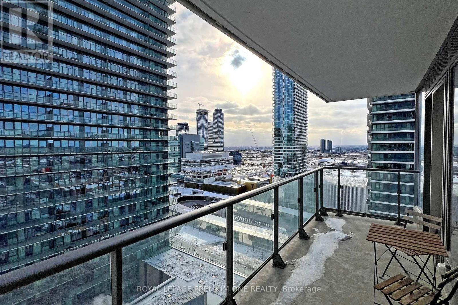 Photo 33 of 1810 1000 Portage Parkway, Vaughan ON