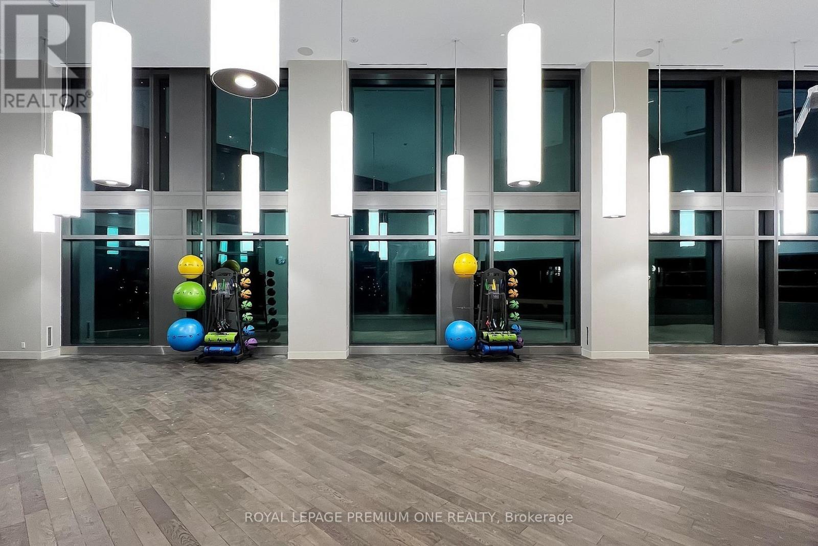 Photo 41 of 1810 1000 Portage Parkway, Vaughan ON