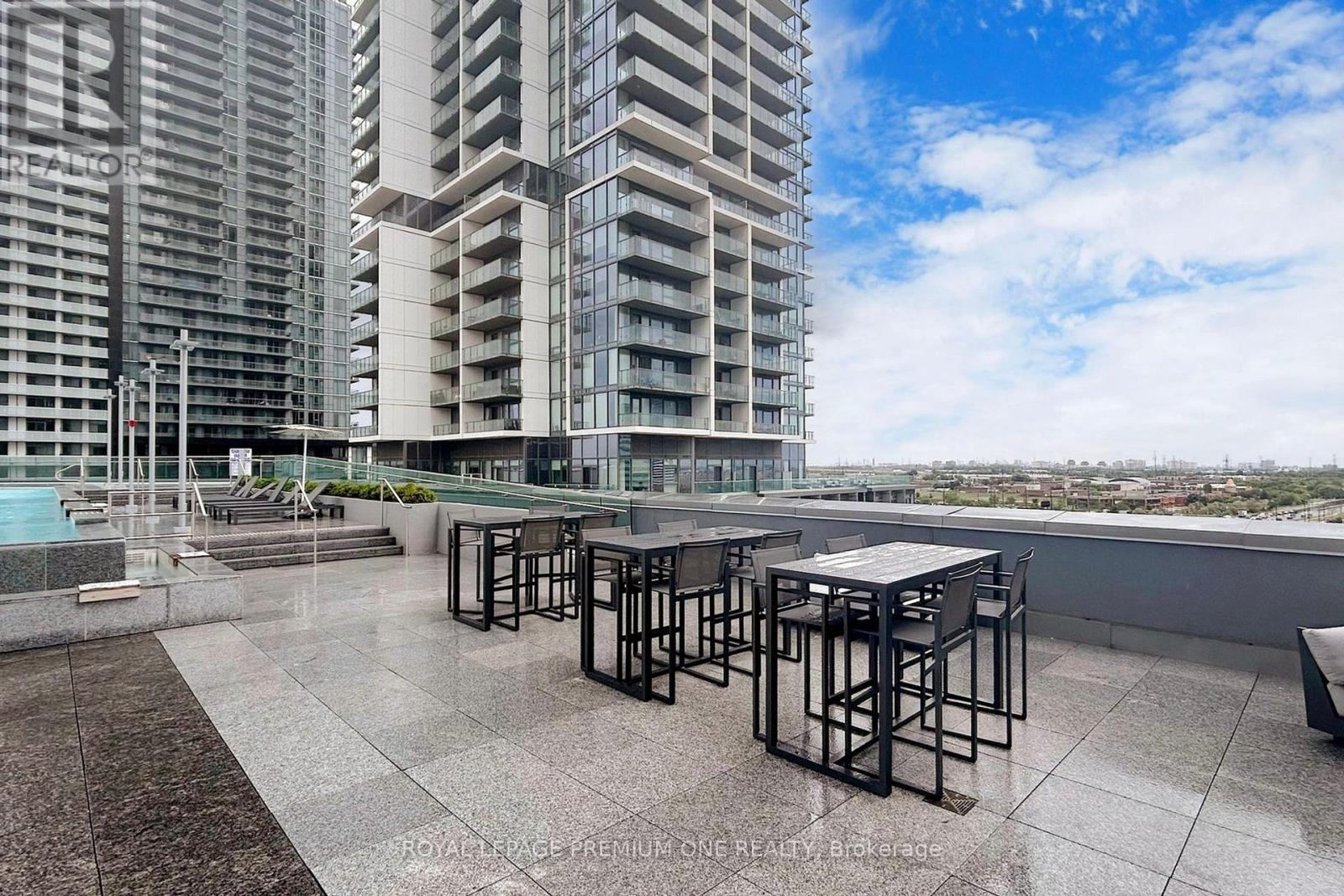 Photo 50 of 1810 1000 Portage Parkway, Vaughan ON