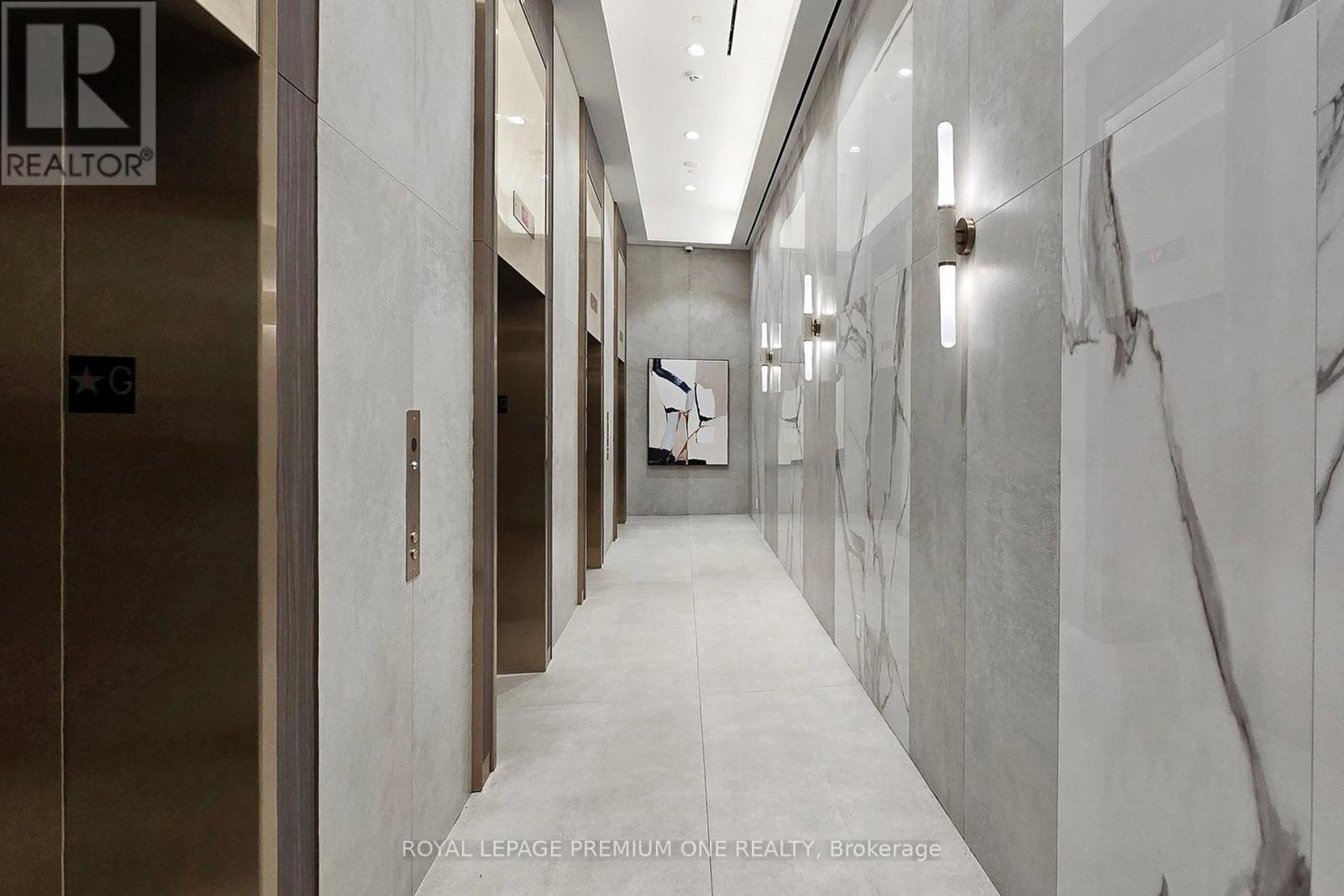 Photo 8 of 1810 1000 Portage Parkway, Vaughan ON