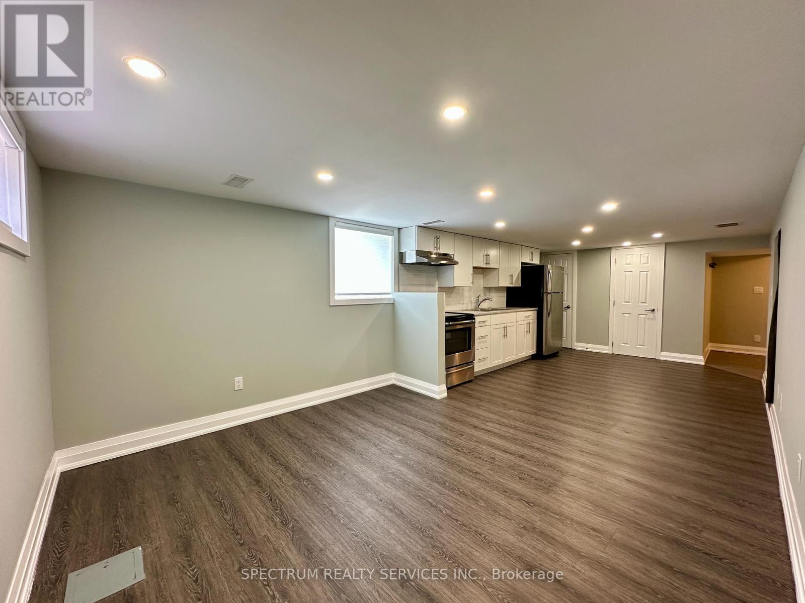 Photo 18 of 36 Queen Street N, New Tecumseth ON