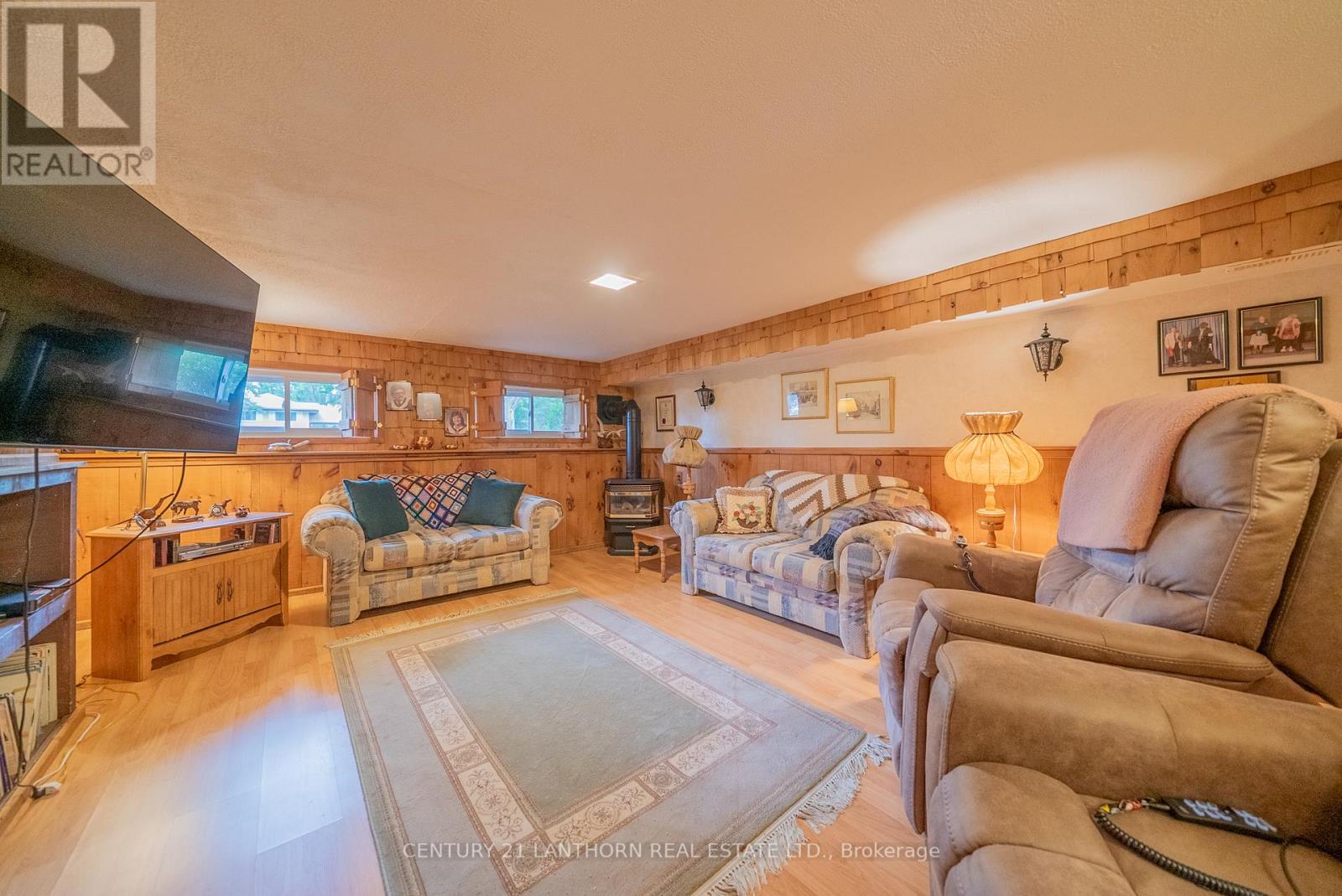 Photo 24 of 308 Catalina Drive, Quinte West ON