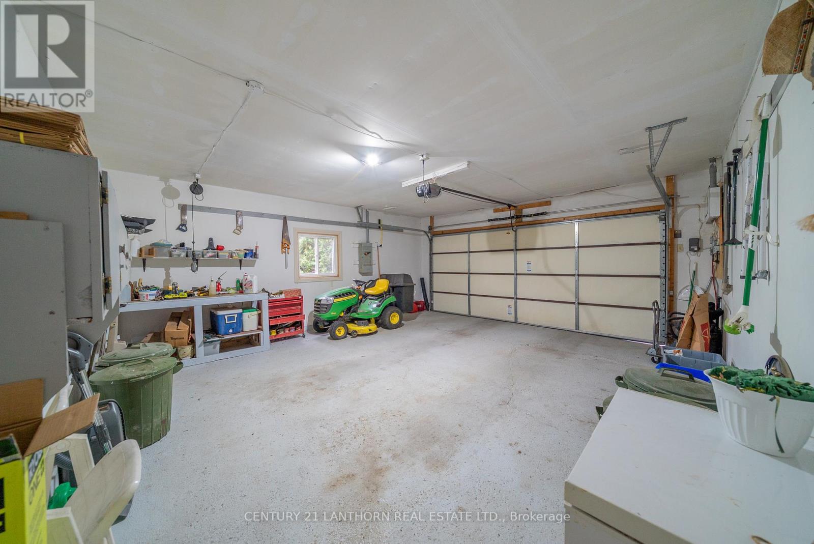 Photo 39 of 308 Catalina Drive, Quinte West ON