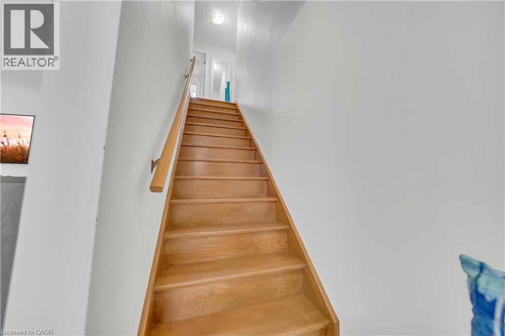 Photo 15 of 477 Strasburg Road, Kitchener ON