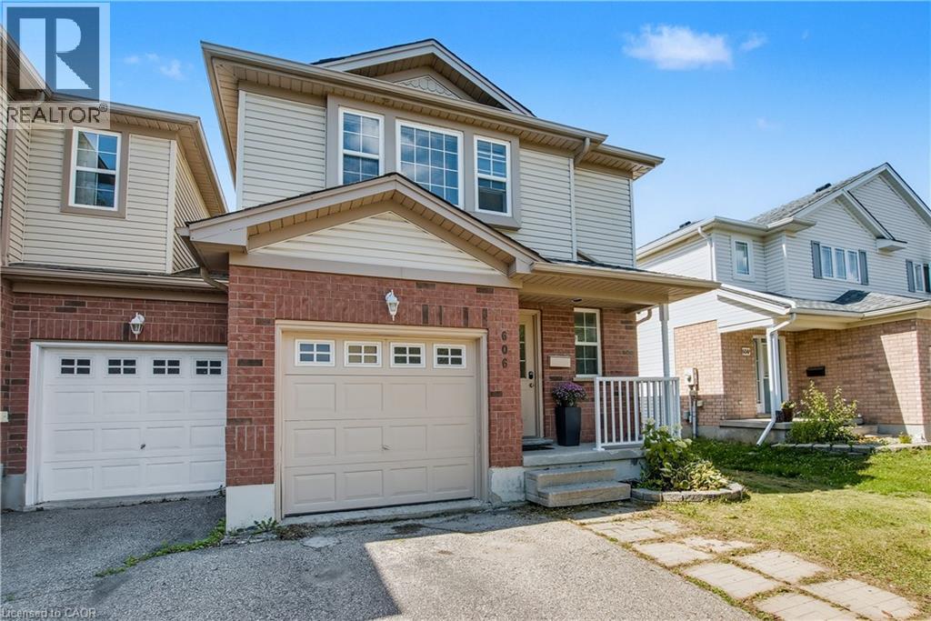 Photo 2 of 606 Brandenburg Boulevard, Waterloo ON