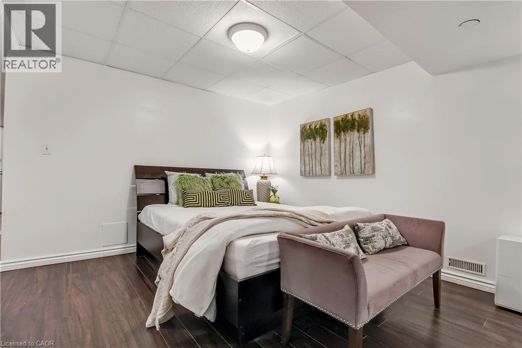 Photo 25 of 606 Brandenburg Boulevard, Waterloo ON