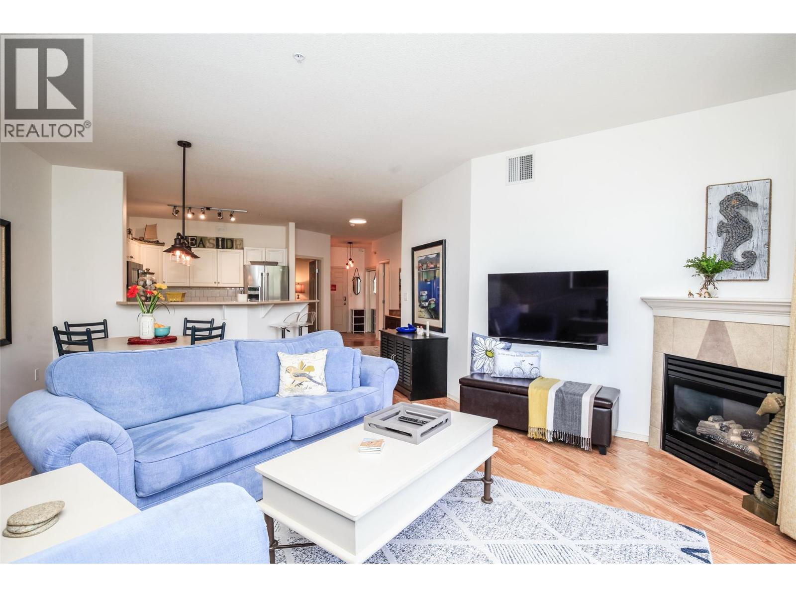 Photo 10 of 1088 Sunset Drive Unit 312, Kelowna BC
