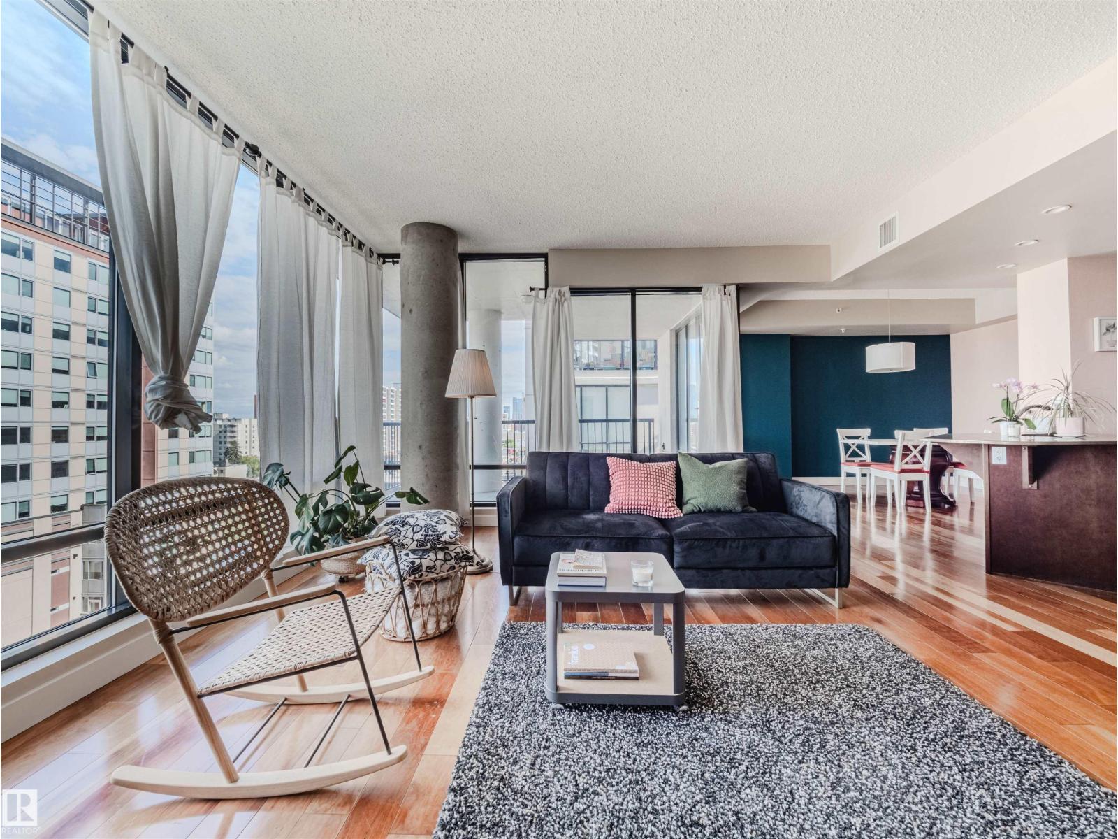 Photo 15 of 902 11933 Jasper Av Nw, Edmonton AB