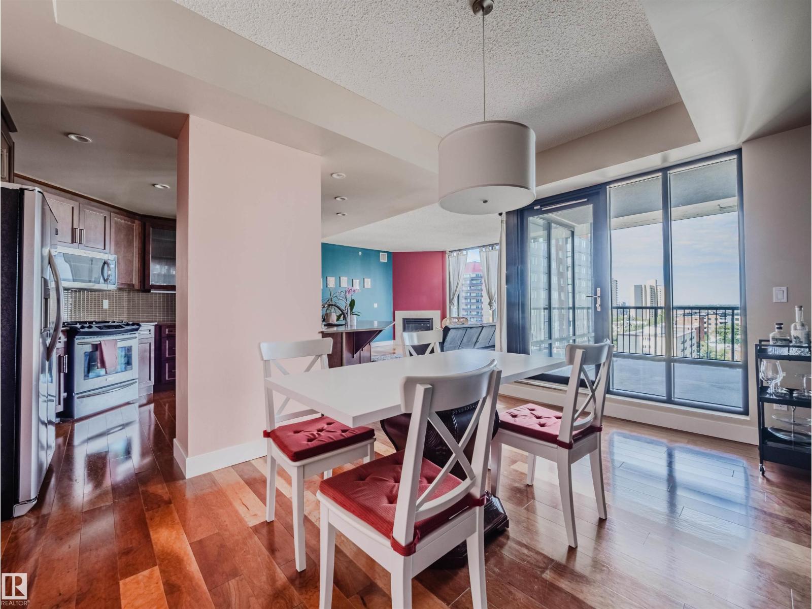 Photo 22 of 902 11933 Jasper Av Nw, Edmonton AB