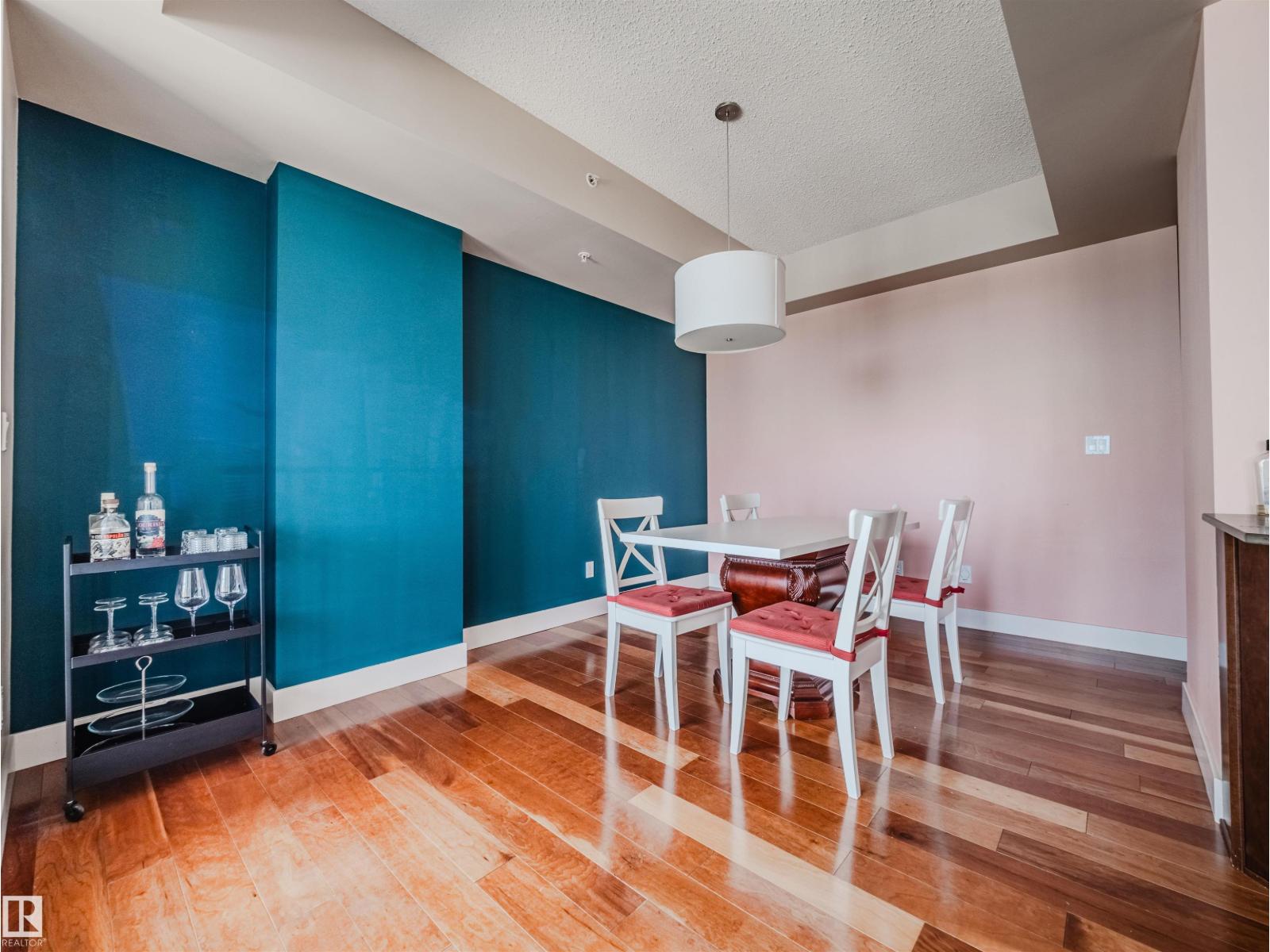 Photo 21 of 902 11933 Jasper Av Nw, Edmonton AB