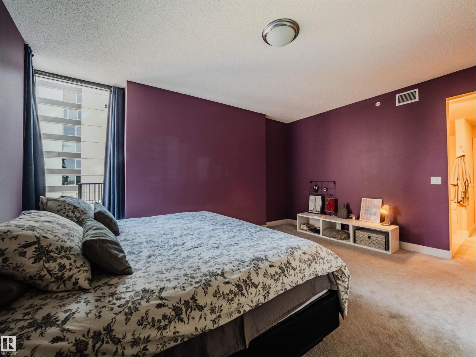 Photo 27 of 902 11933 Jasper Av Nw, Edmonton AB