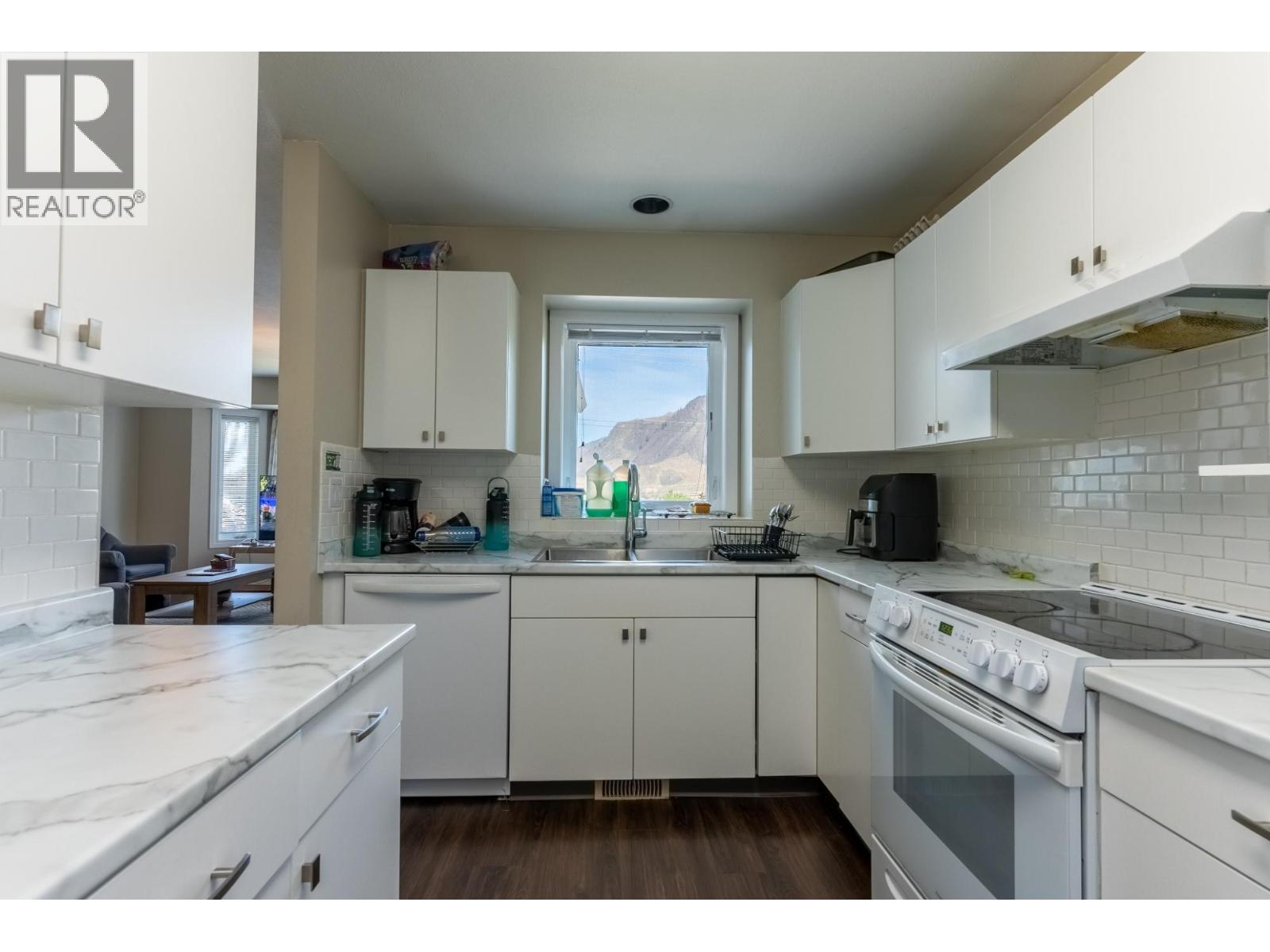 Photo 9 of 935 Dominion Street, Kamloops BC