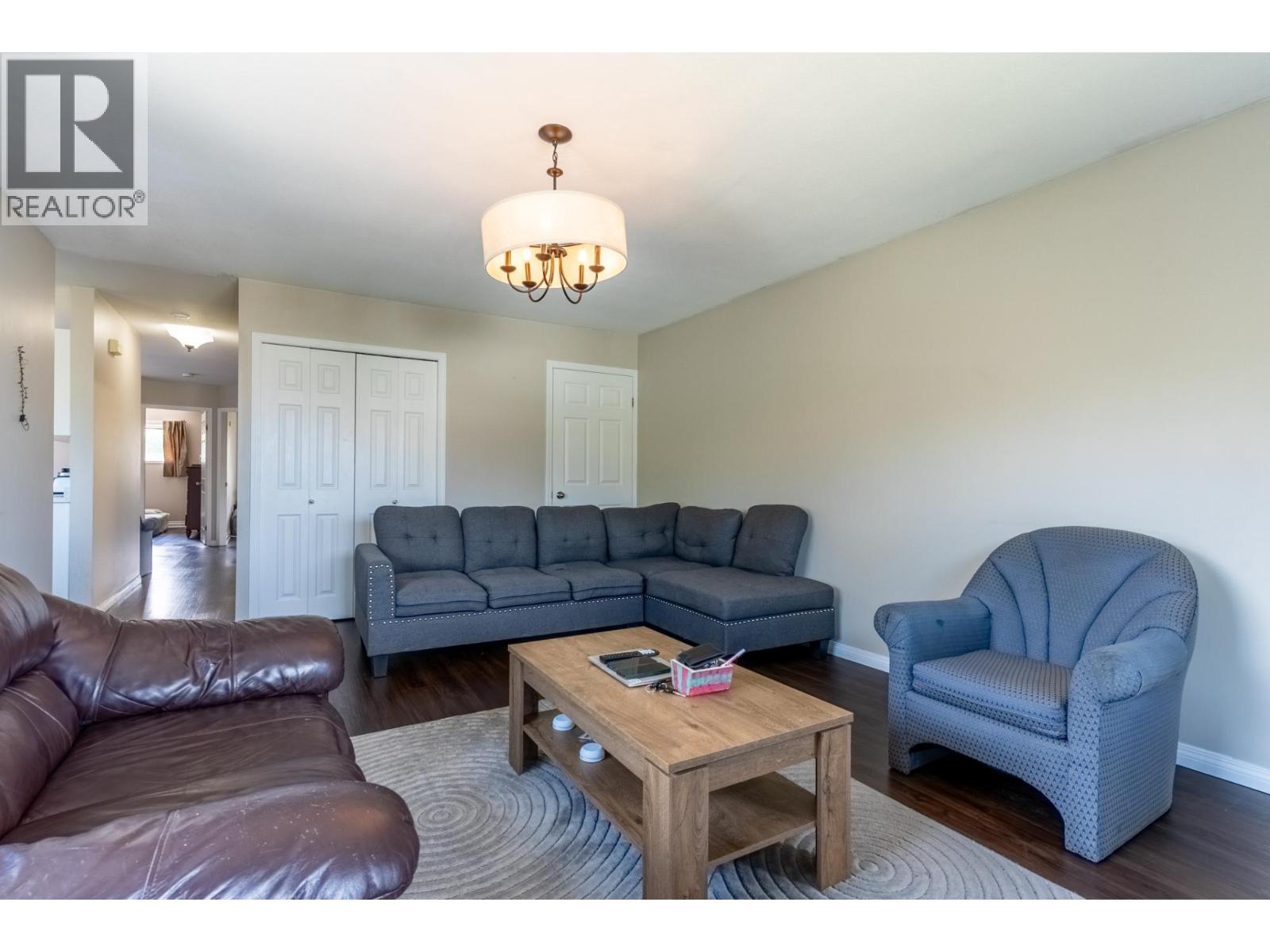 Photo 5 of 935 Dominion Street, Kamloops BC