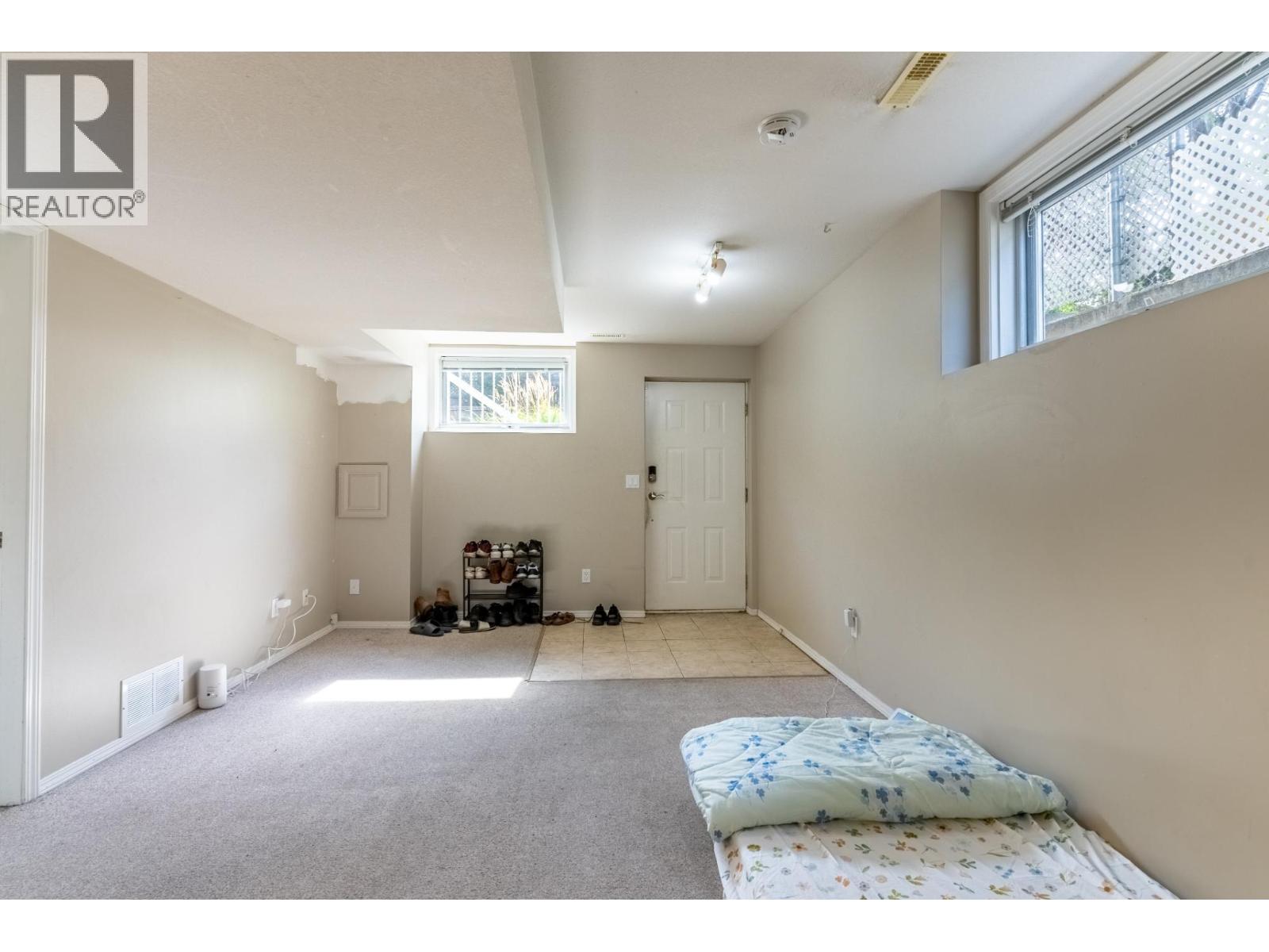 Photo 17 of 935 Dominion Street, Kamloops BC