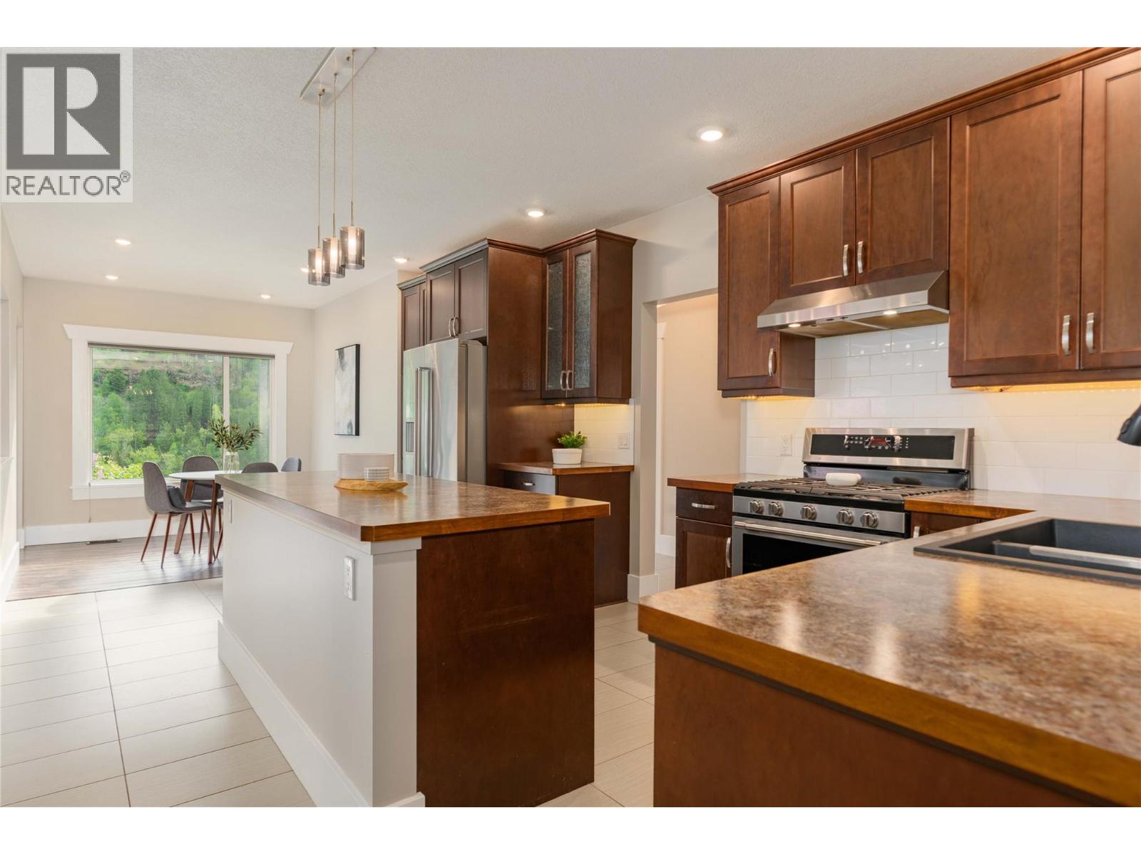 108 Ritchie Avenue, Trail