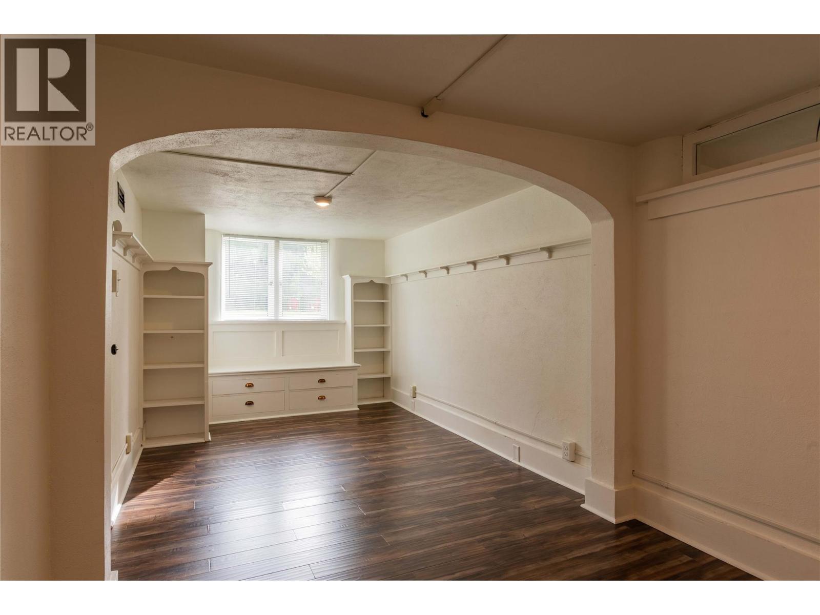 108 Ritchie Avenue, Trail