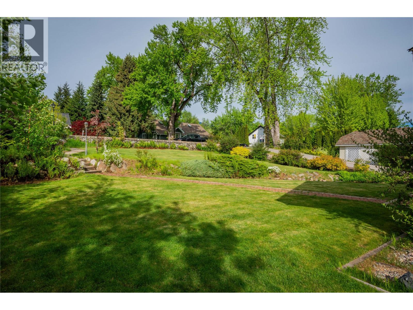 108 Ritchie Avenue, Trail