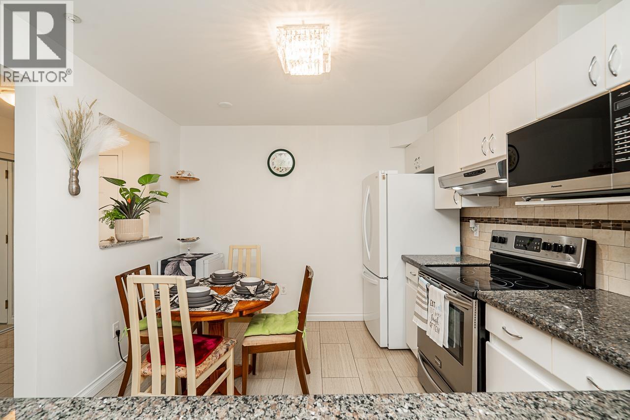 Photo 16 of 215 3075 Primrose Lane, Coquitlam BC